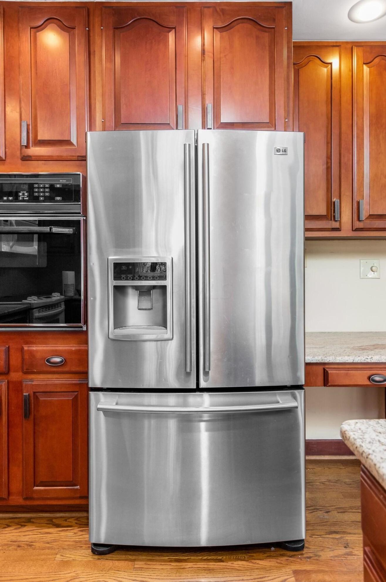 1446 Parkridge, Columbus OH 43235-1142 exterior