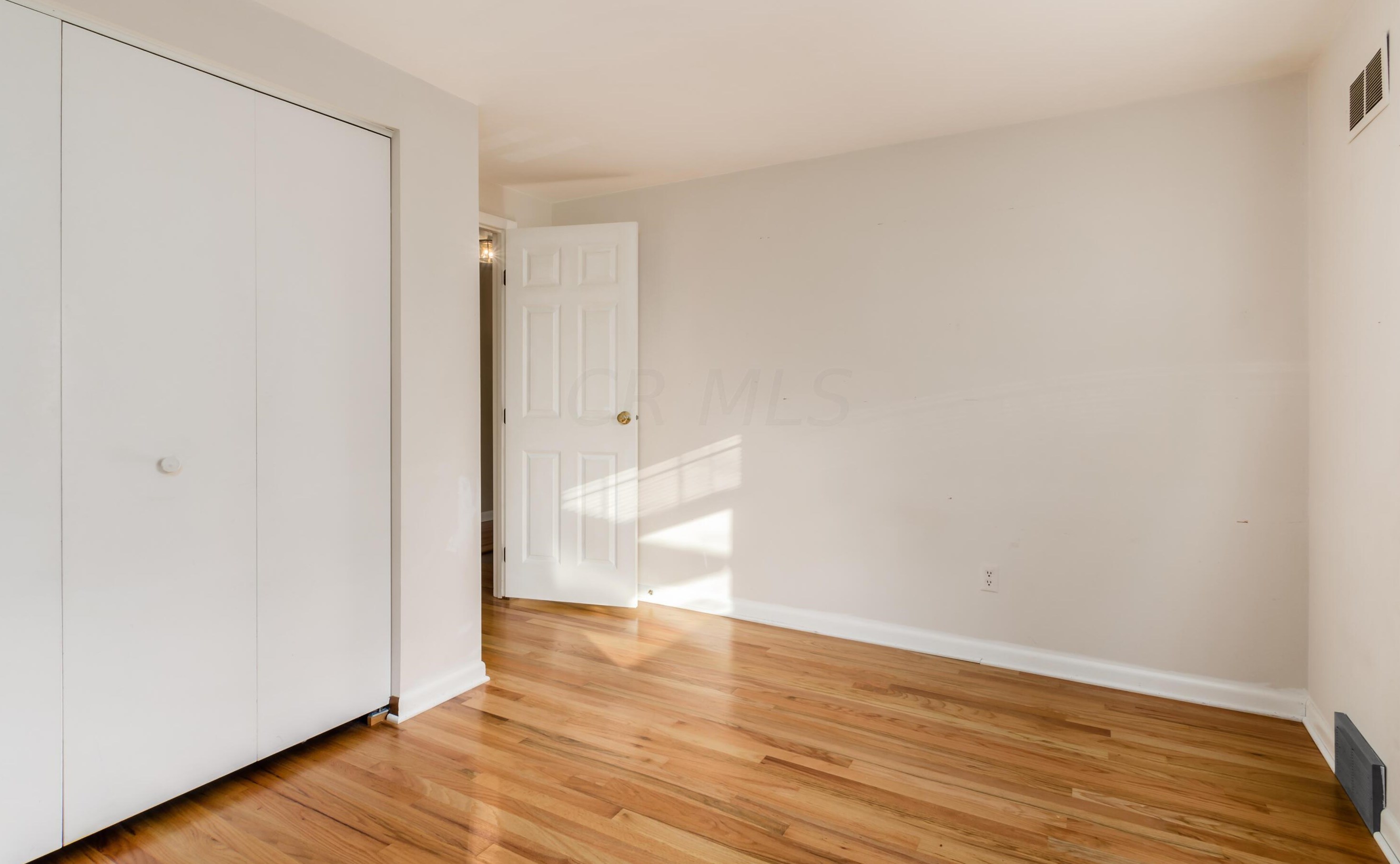 1446 Parkridge, Columbus OH 43235-1142 exterior