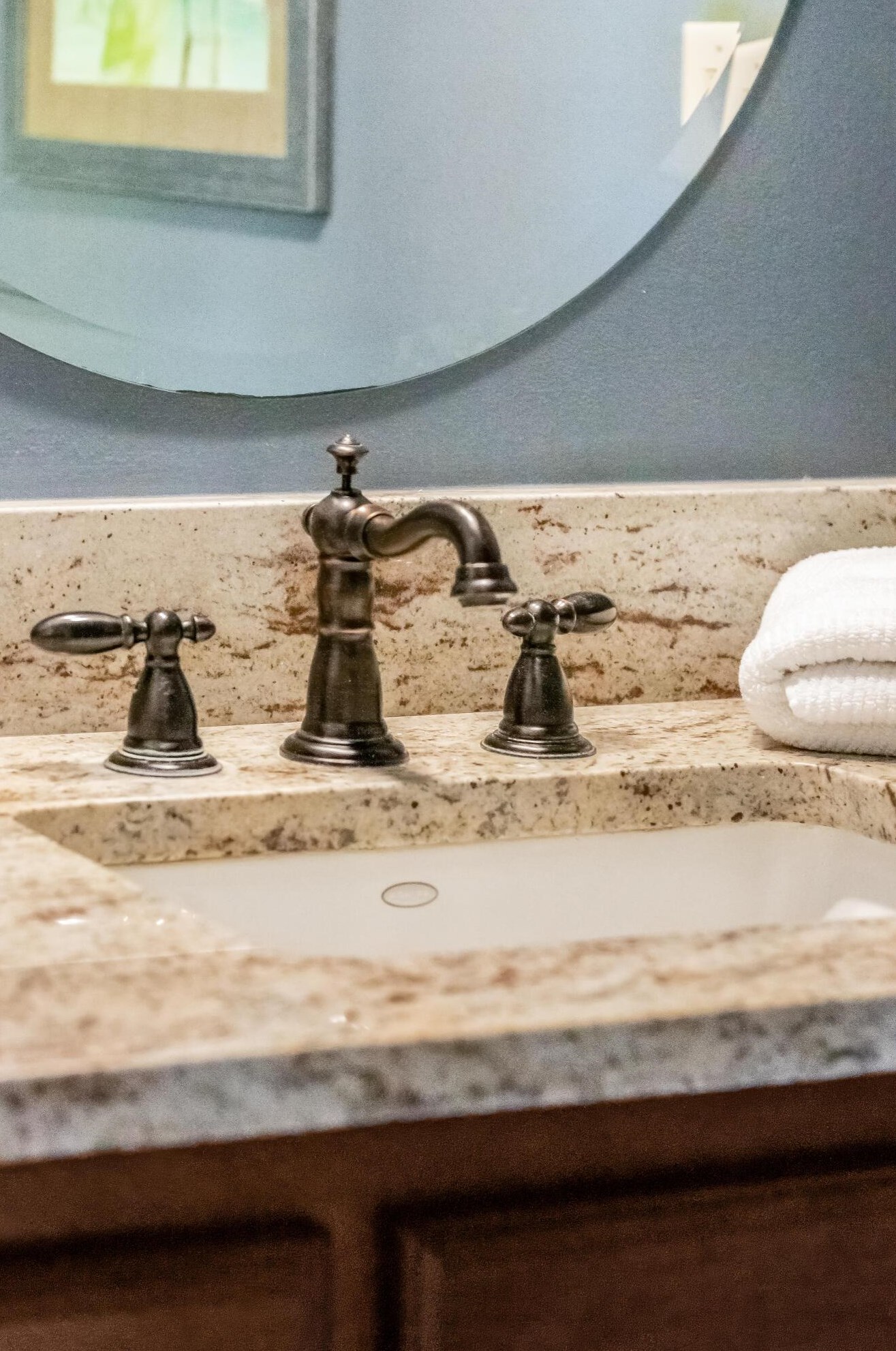 1446 Parkridge, Columbus OH 43235-1142 exterior