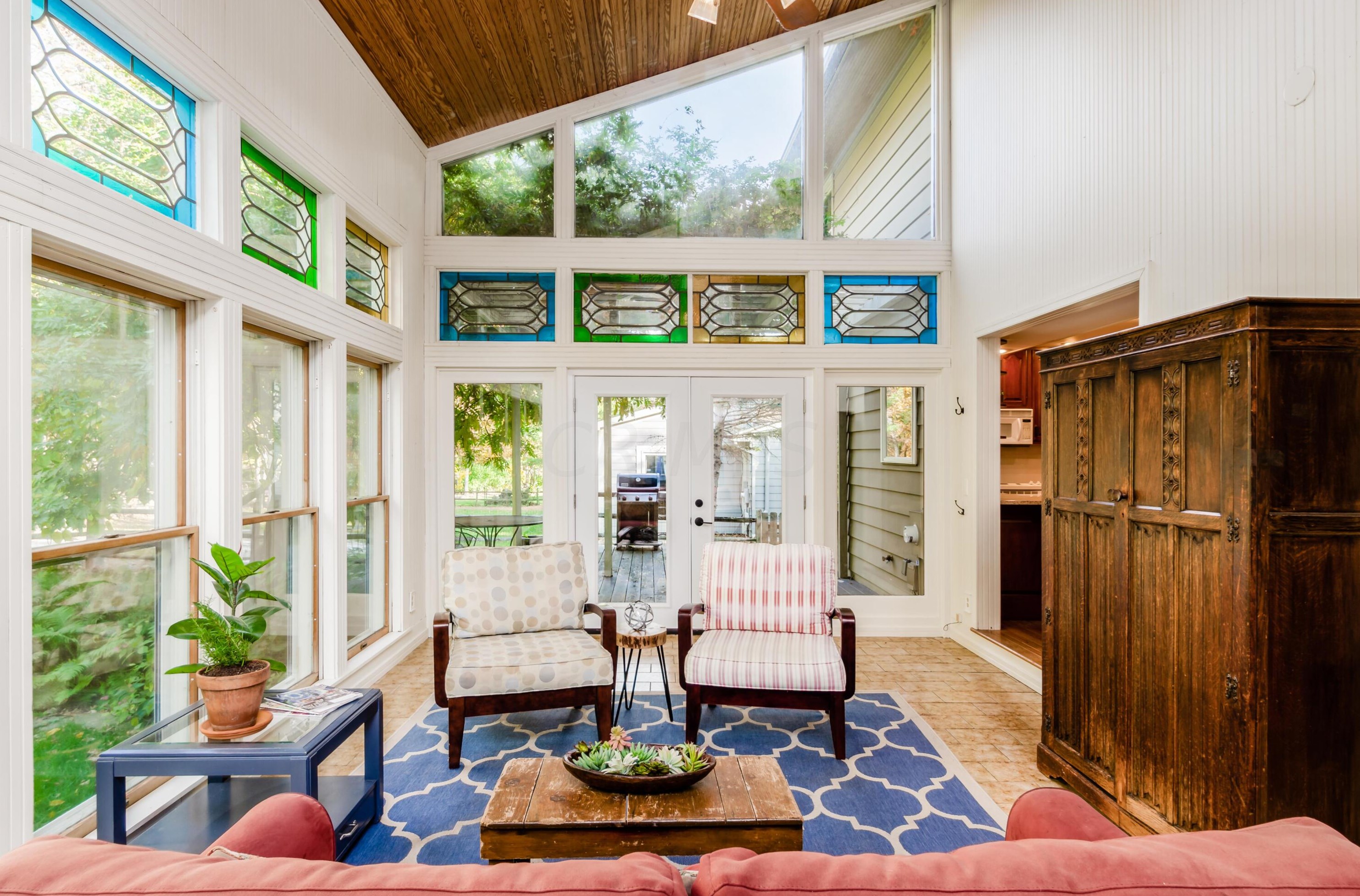 1446 Parkridge, Columbus OH 43235-1142 exterior