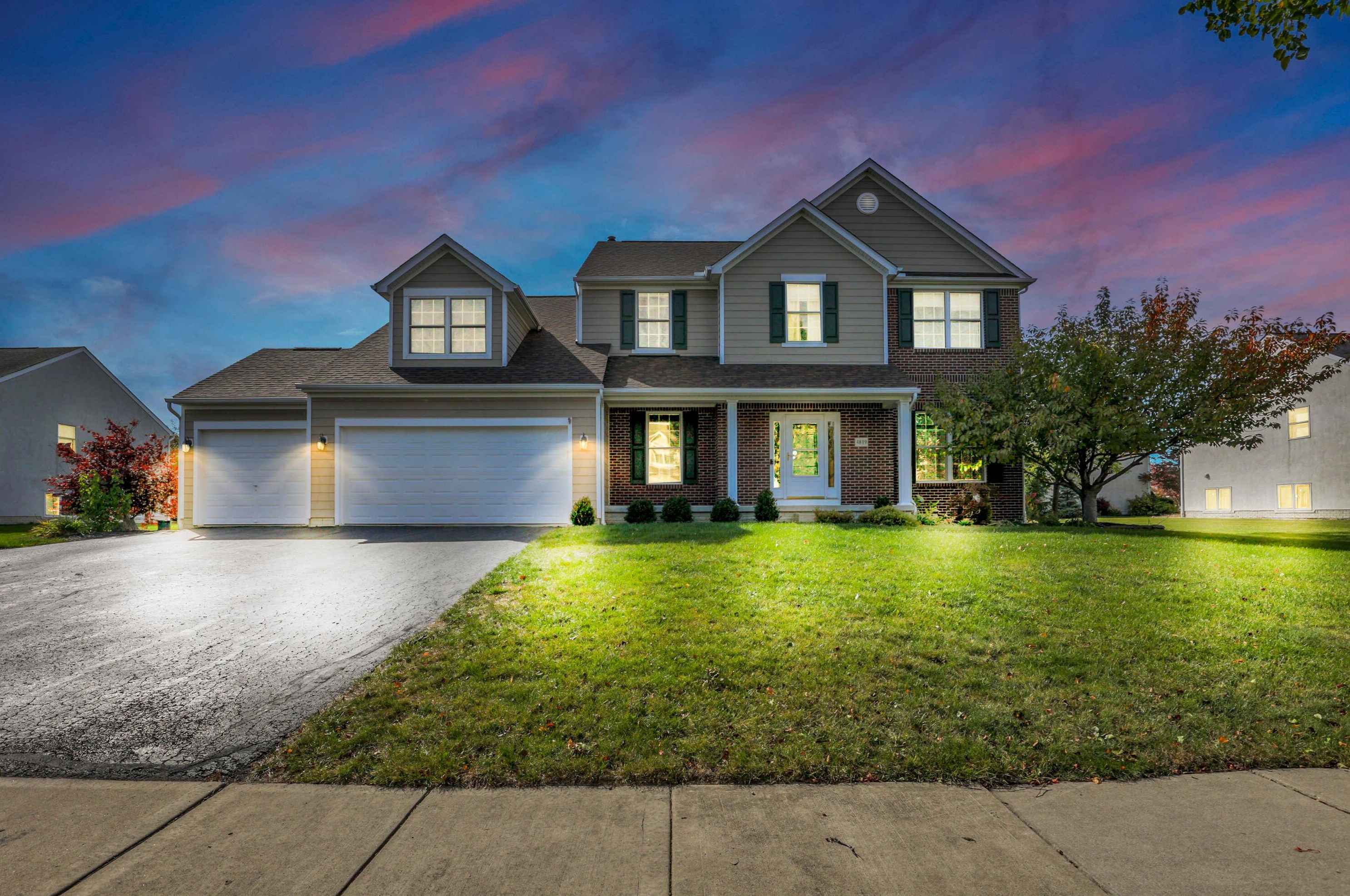 4819 Nadine Park Dr, Hilliard, OH 43026-6199