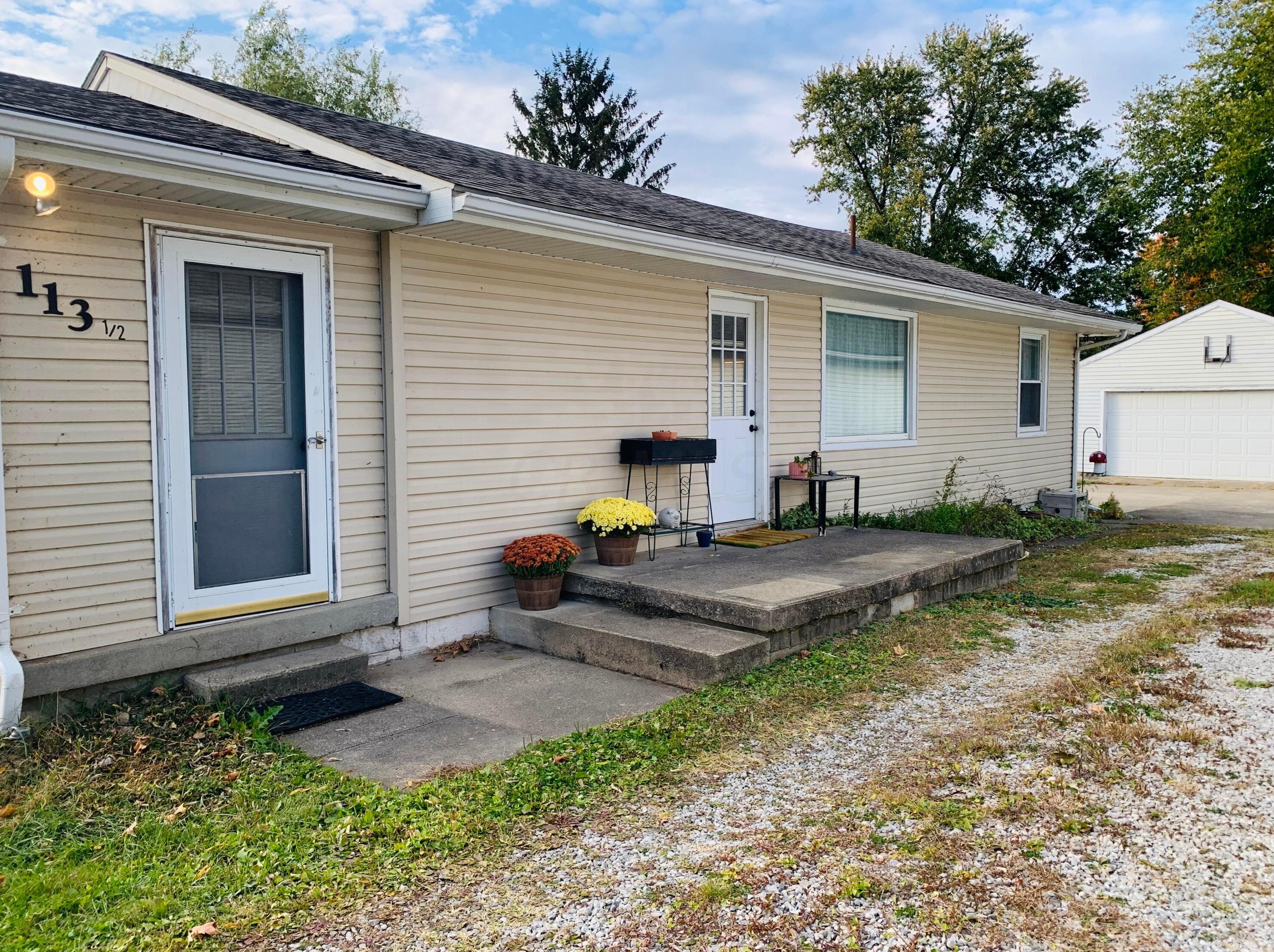 113 Mckinley Ave #1/2, Mount Vernon, OH 43050
