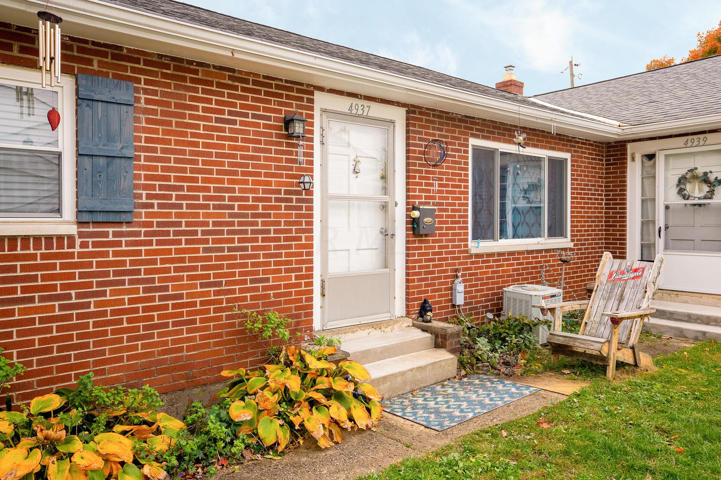 4937 Fuller Dr, Columbus, OH 43214-1731