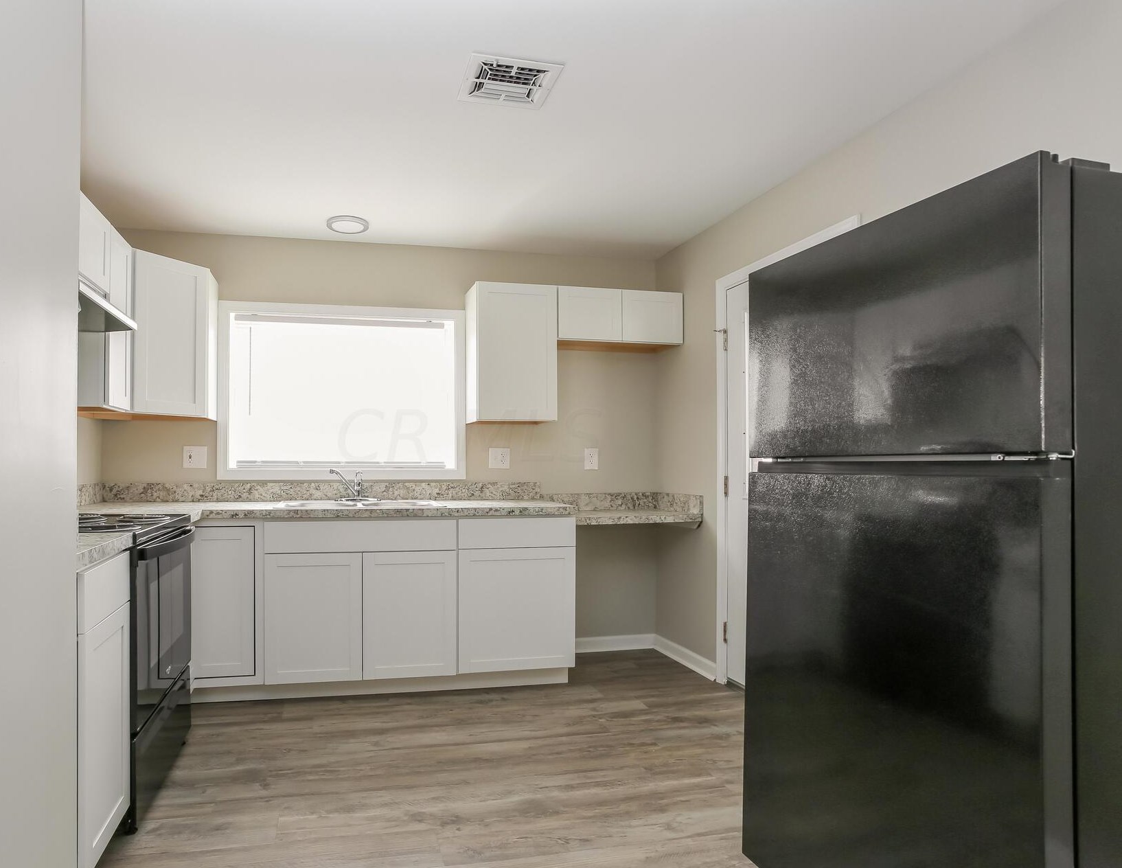 1092 Yearling Rd, Columbus OH 43227-1770 exterior