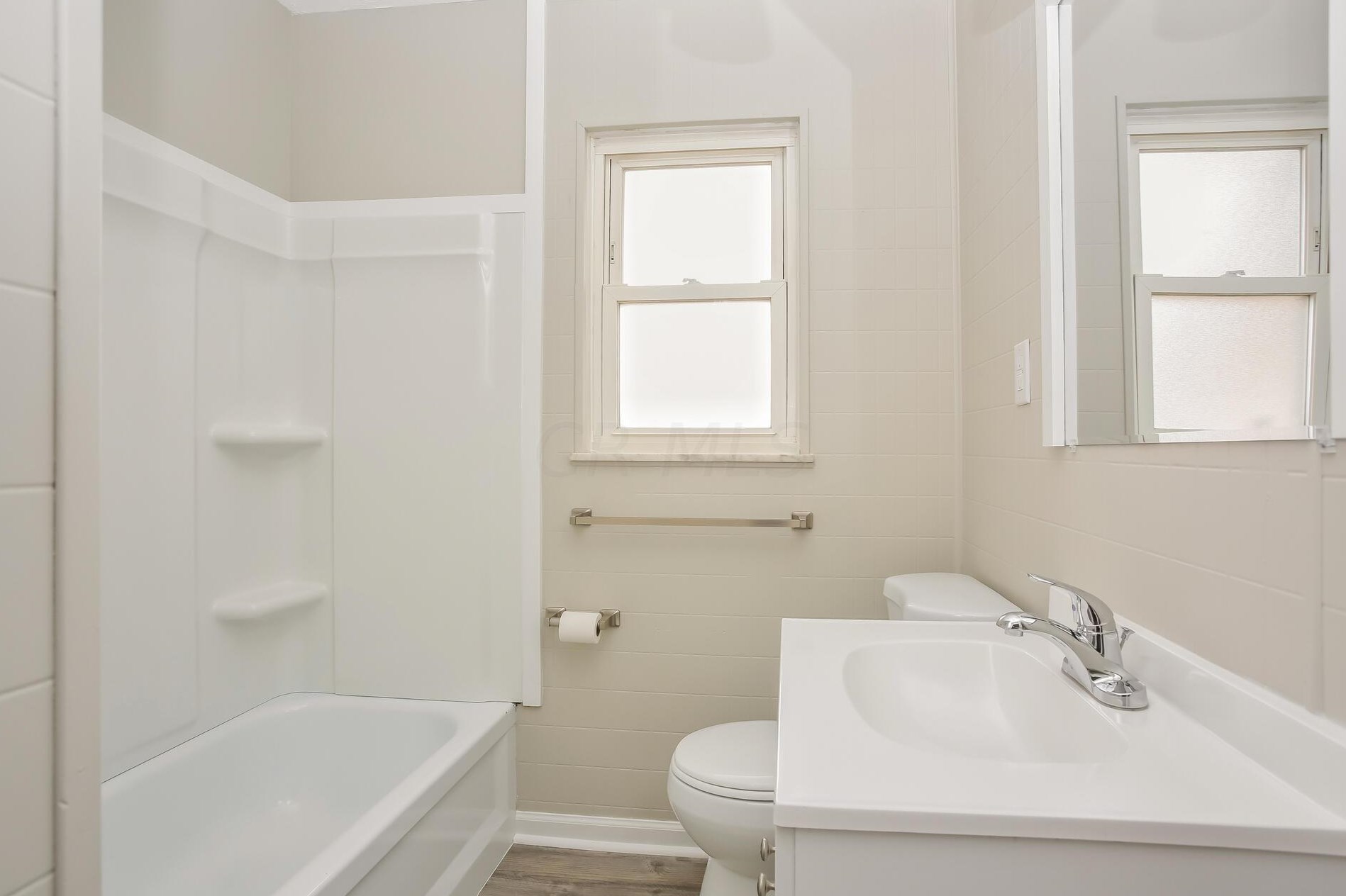 1092 Yearling Rd, Columbus OH 43227-1770 exterior