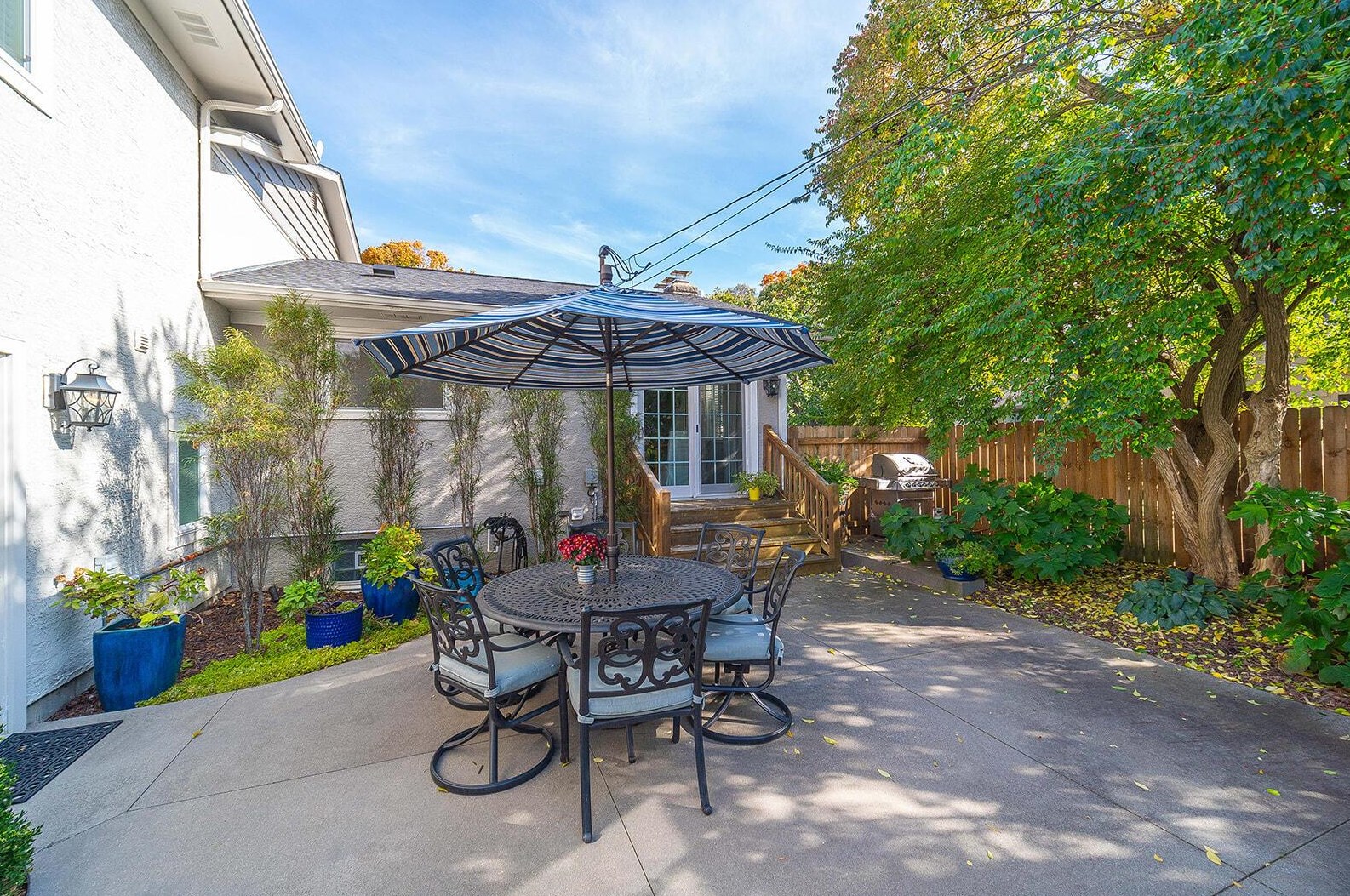 1801 Wyandotte Rd, Columbus OH 43212-1033 exterior