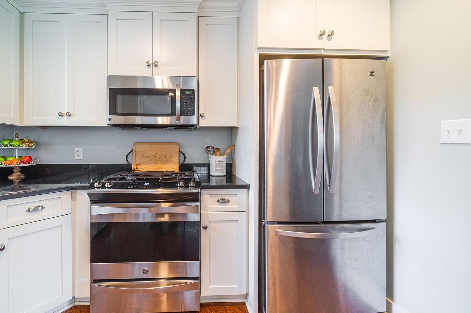 1801 Wyandotte Rd, Columbus OH 43212-1033 exterior