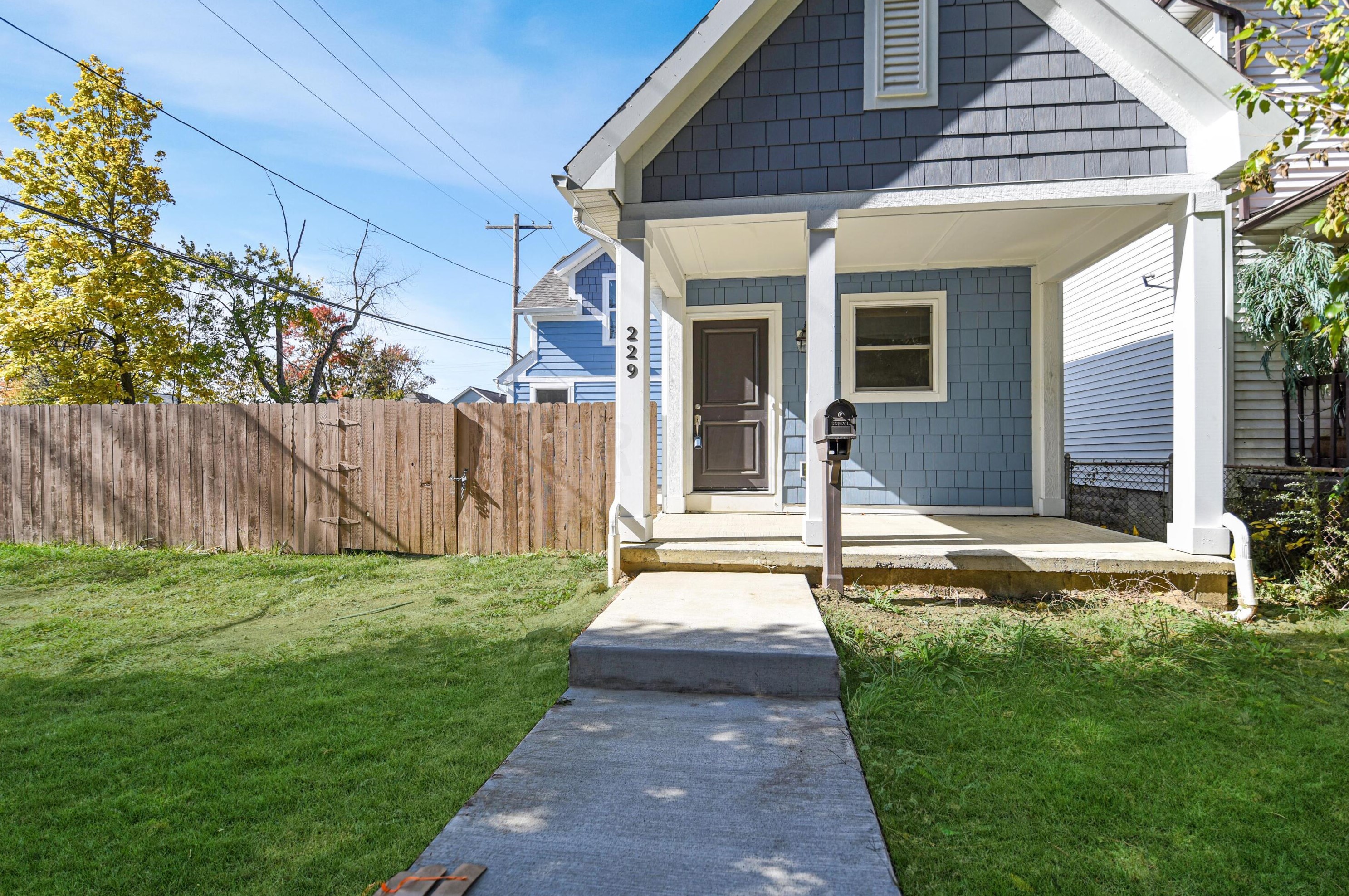 229 S Highland Ave, Sharon Township, OH 43223