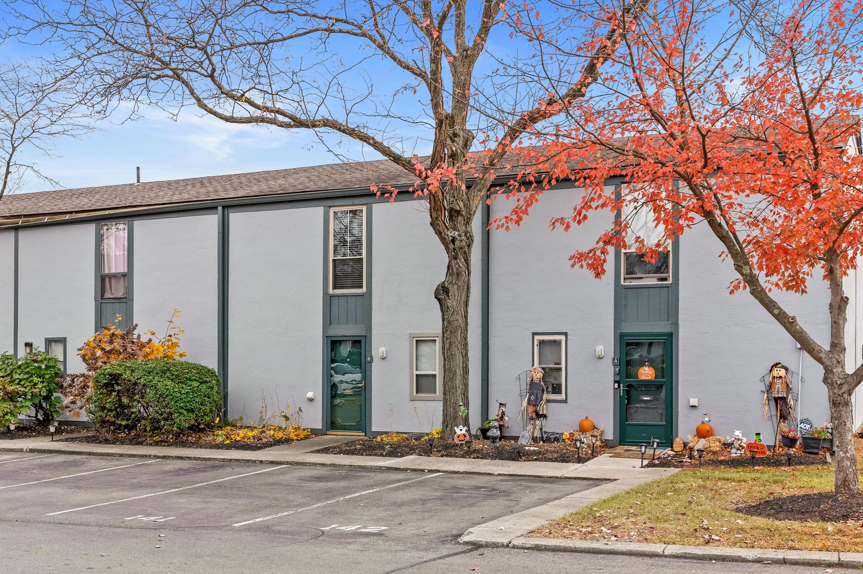 1014 Galliton Ct, Columbus, OH 43220-3559