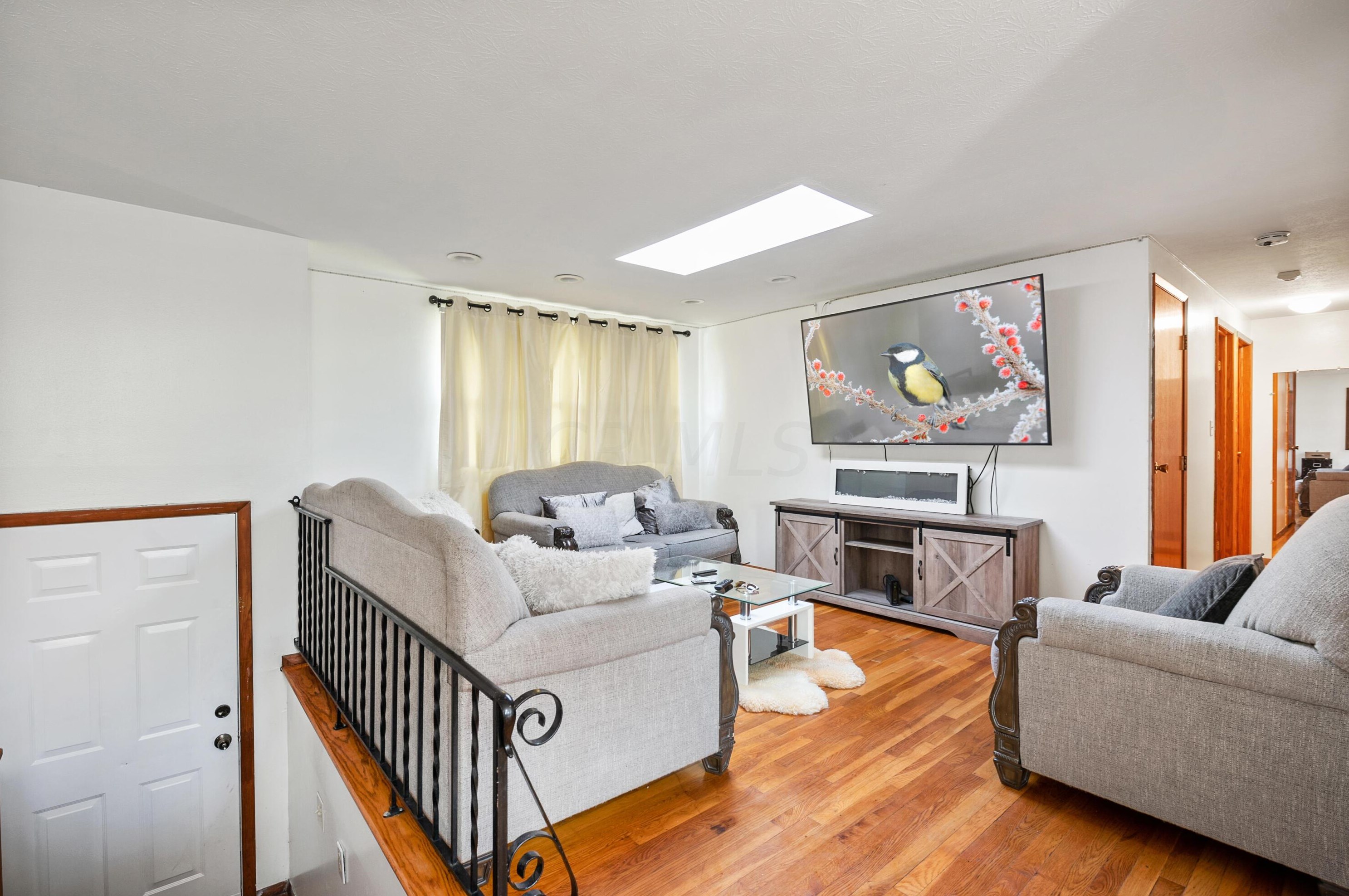 6360 Sunderland Dr, Columbus OH  43229-1979 exterior