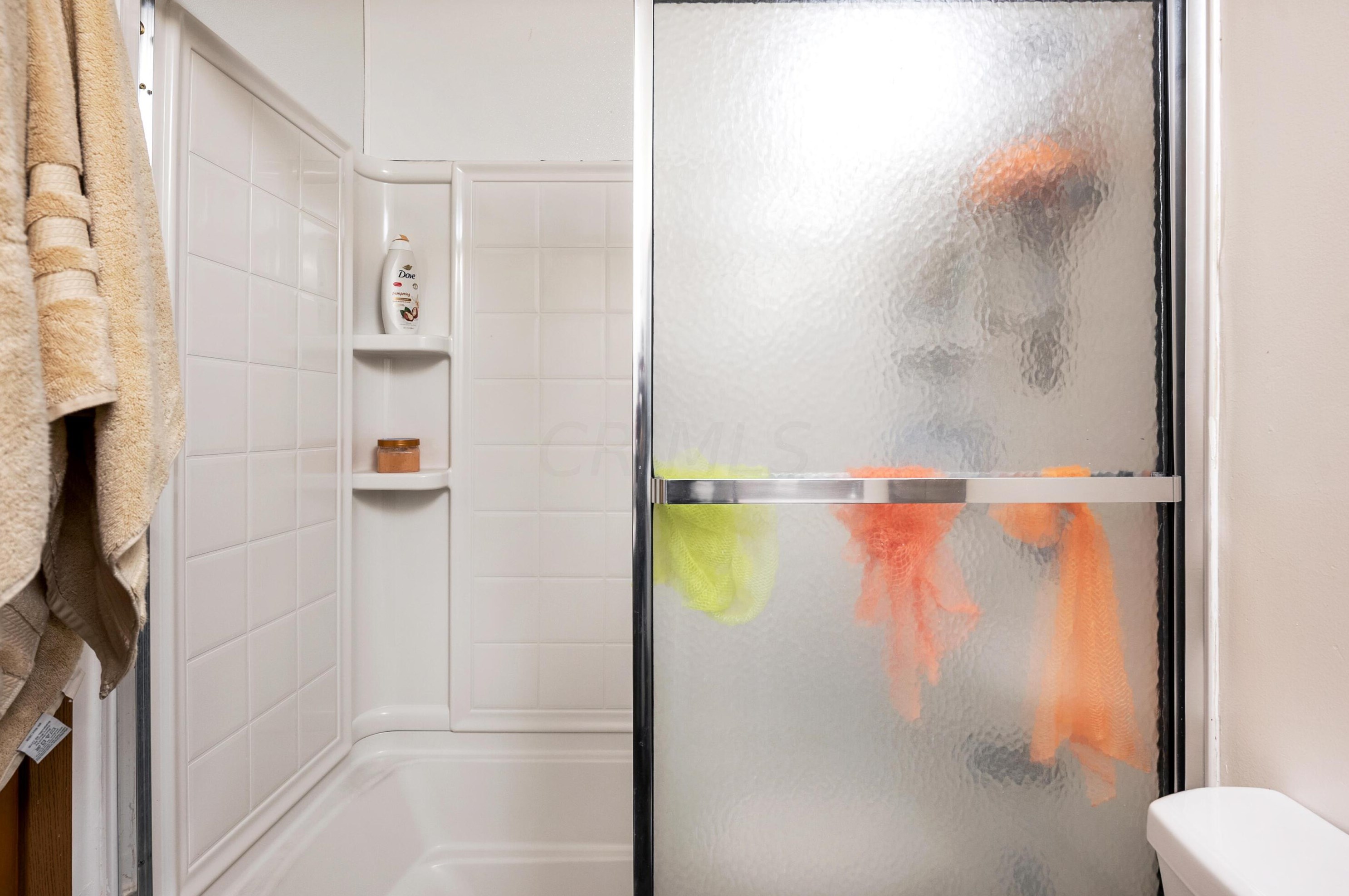 6360 Sunderland Dr, Columbus OH  43229-1979 exterior