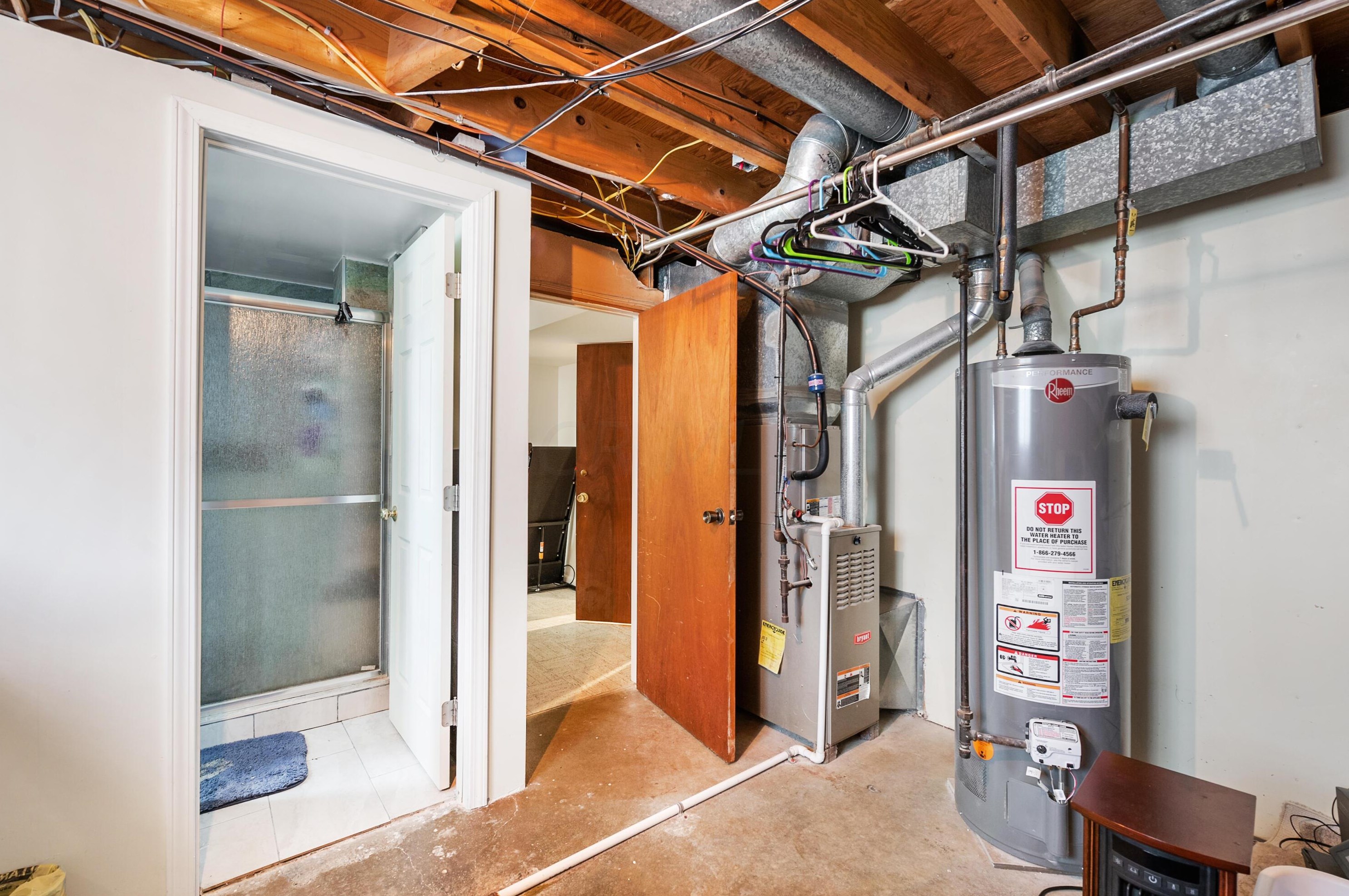 6360 Sunderland Dr, Columbus OH  43229-1979 exterior