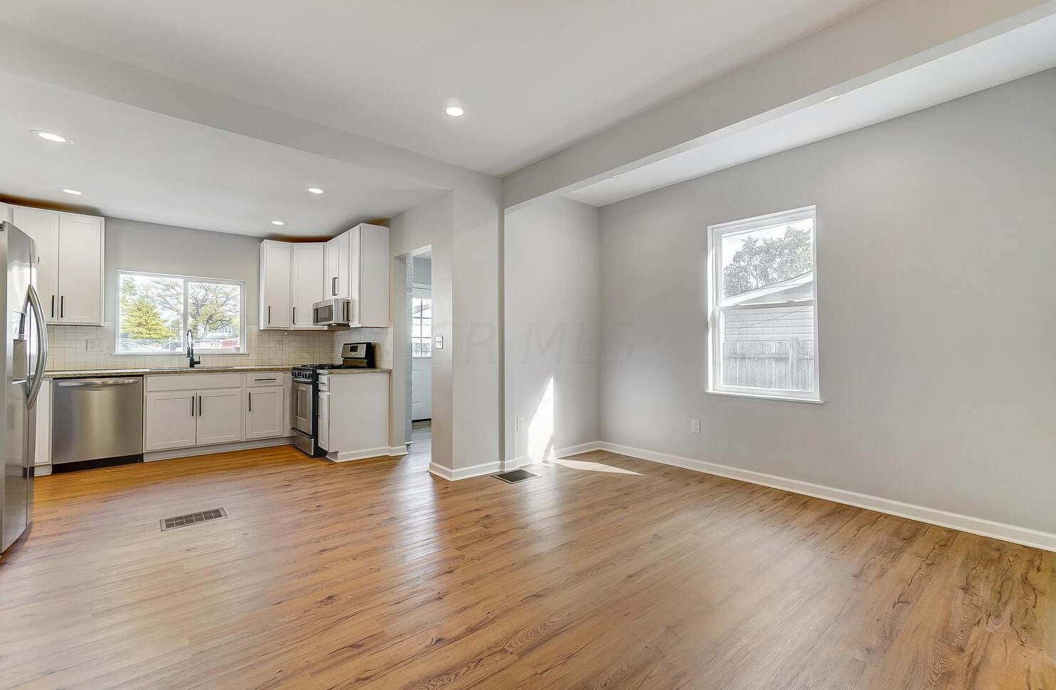 636 Stanley Ave, Columbus OH 43206-2418 exterior