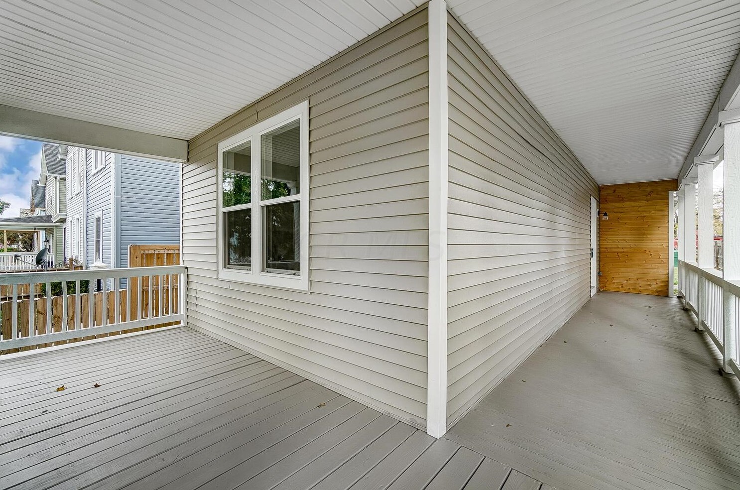 636 Stanley Ave, Columbus, OH 43206-2421