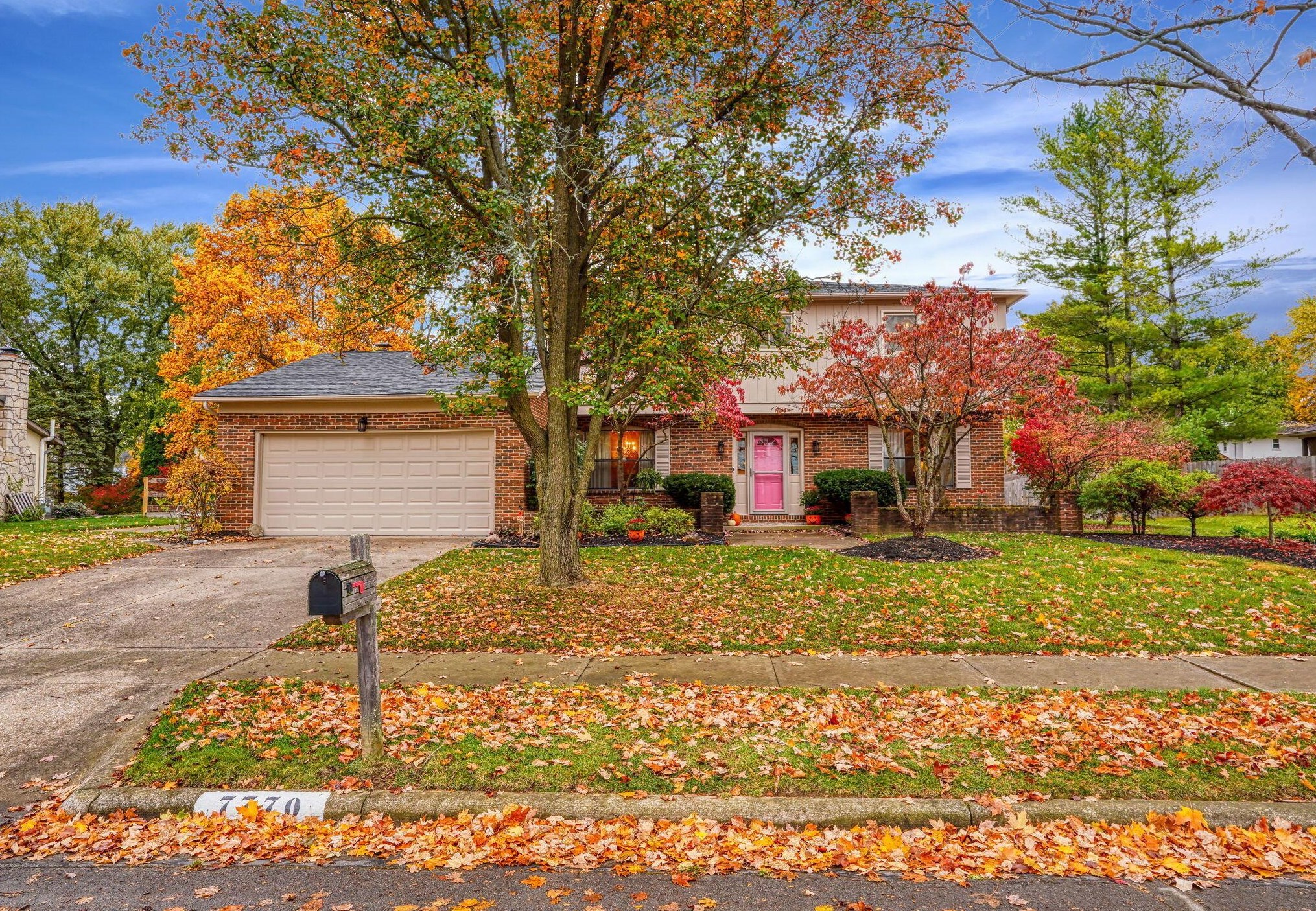 7770 Sanbrooke Rd, Dublin, OH 43016-9255