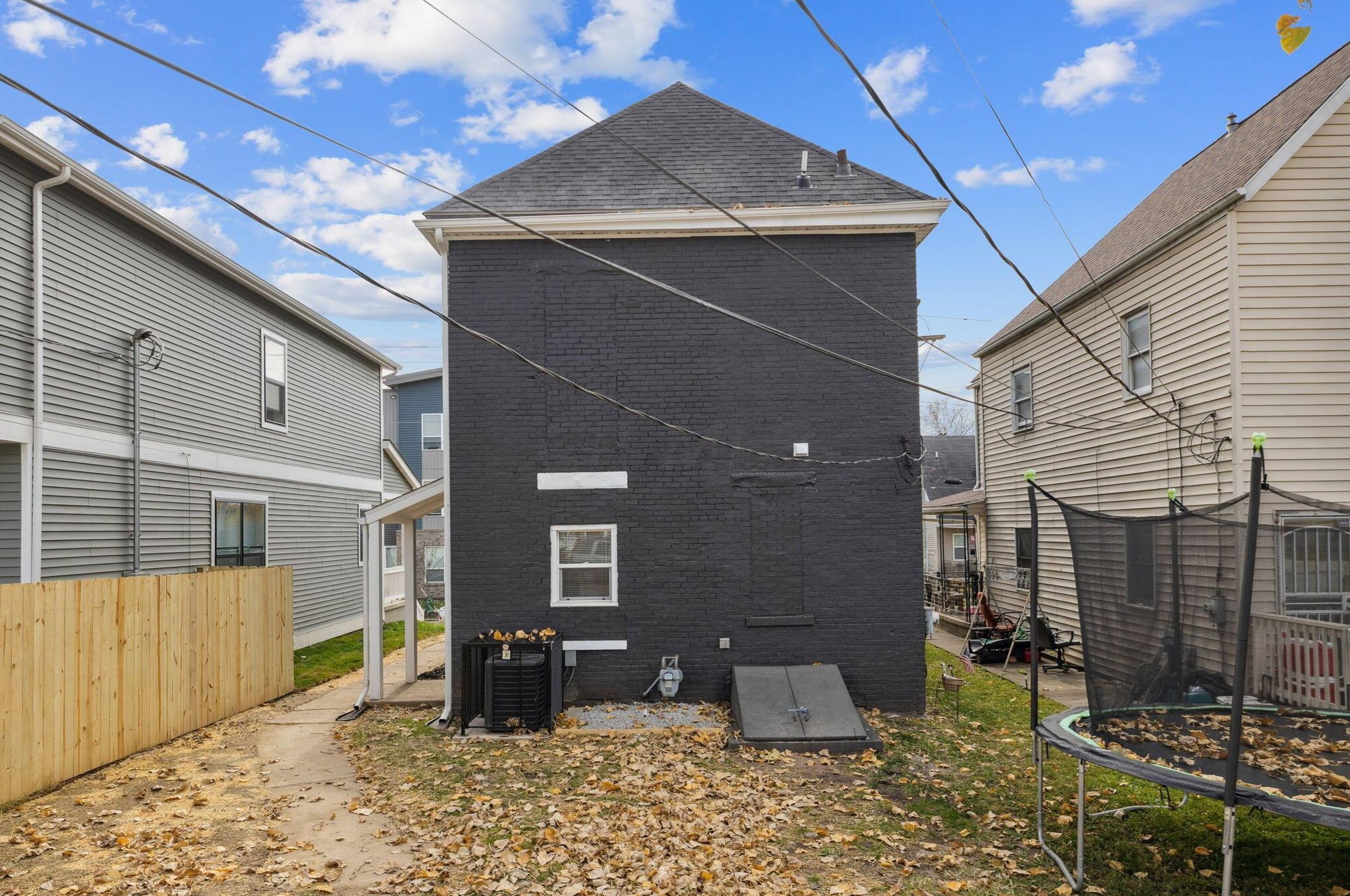 464 Reynolds Ave, Columbus OH 43201-3767 exterior