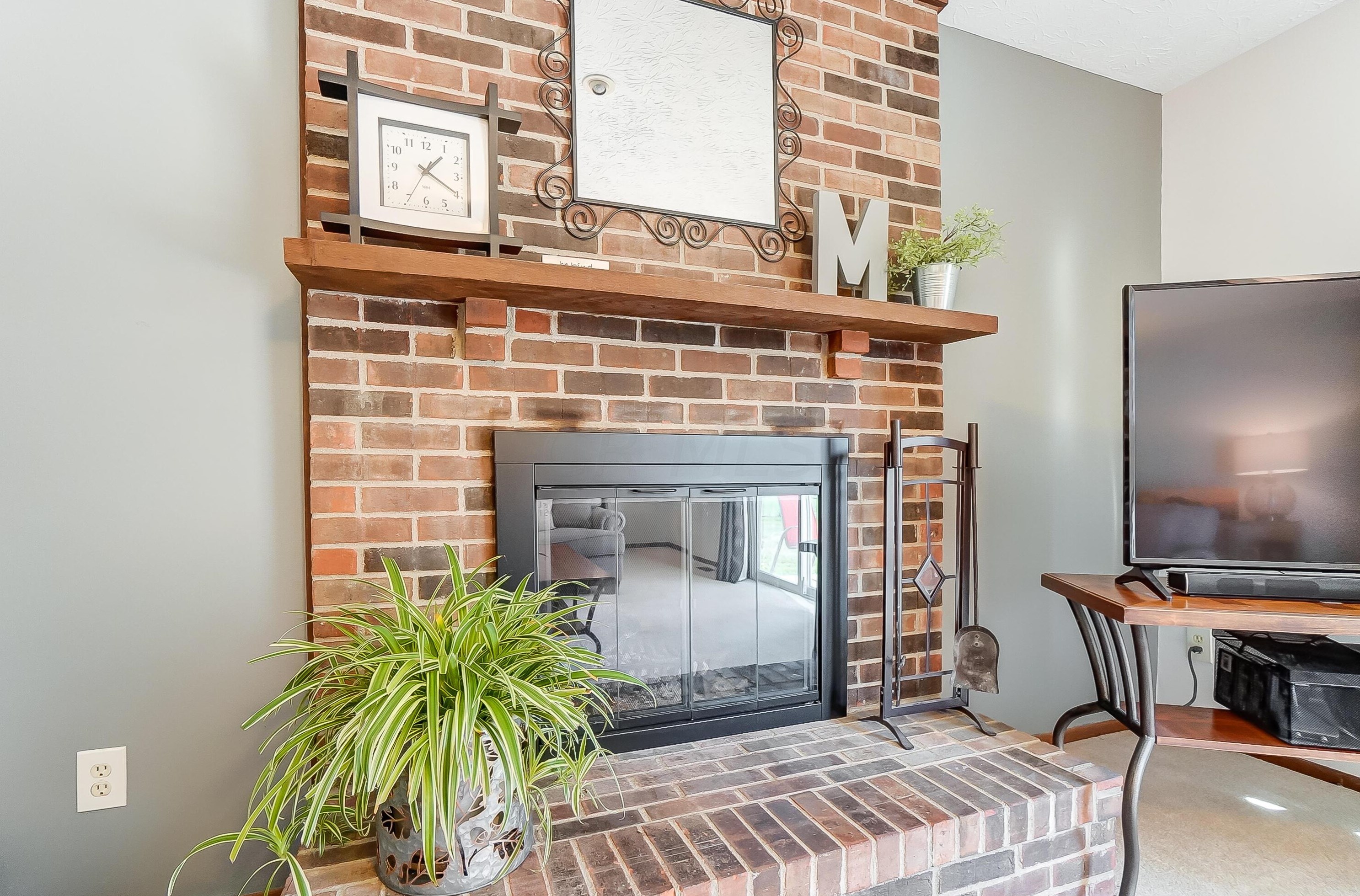 5152 Merry Oak Ct, Columbus OH 43230-1098 exterior