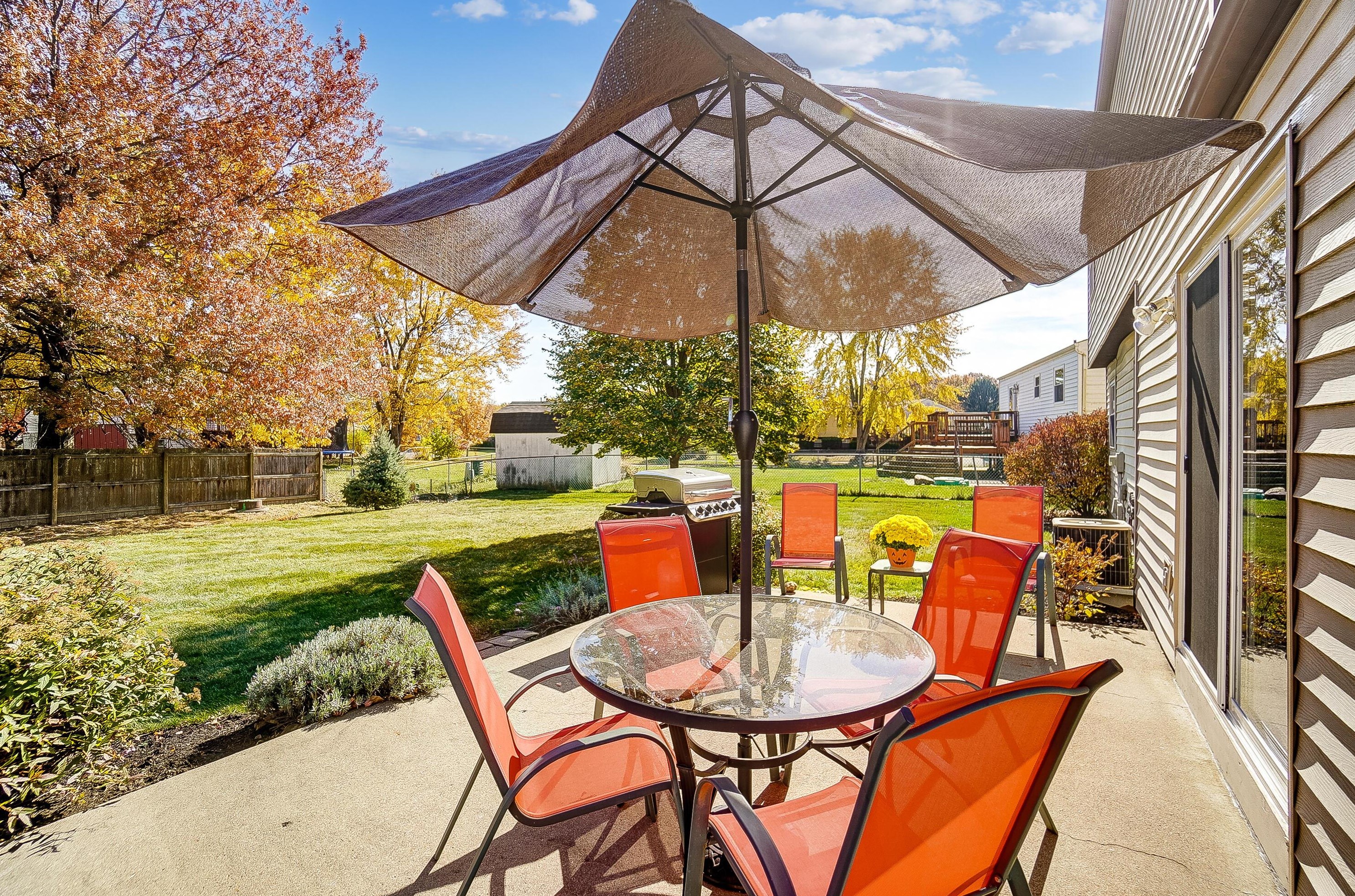 5152 Merry Oak Ct, Columbus OH 43230-1098 exterior