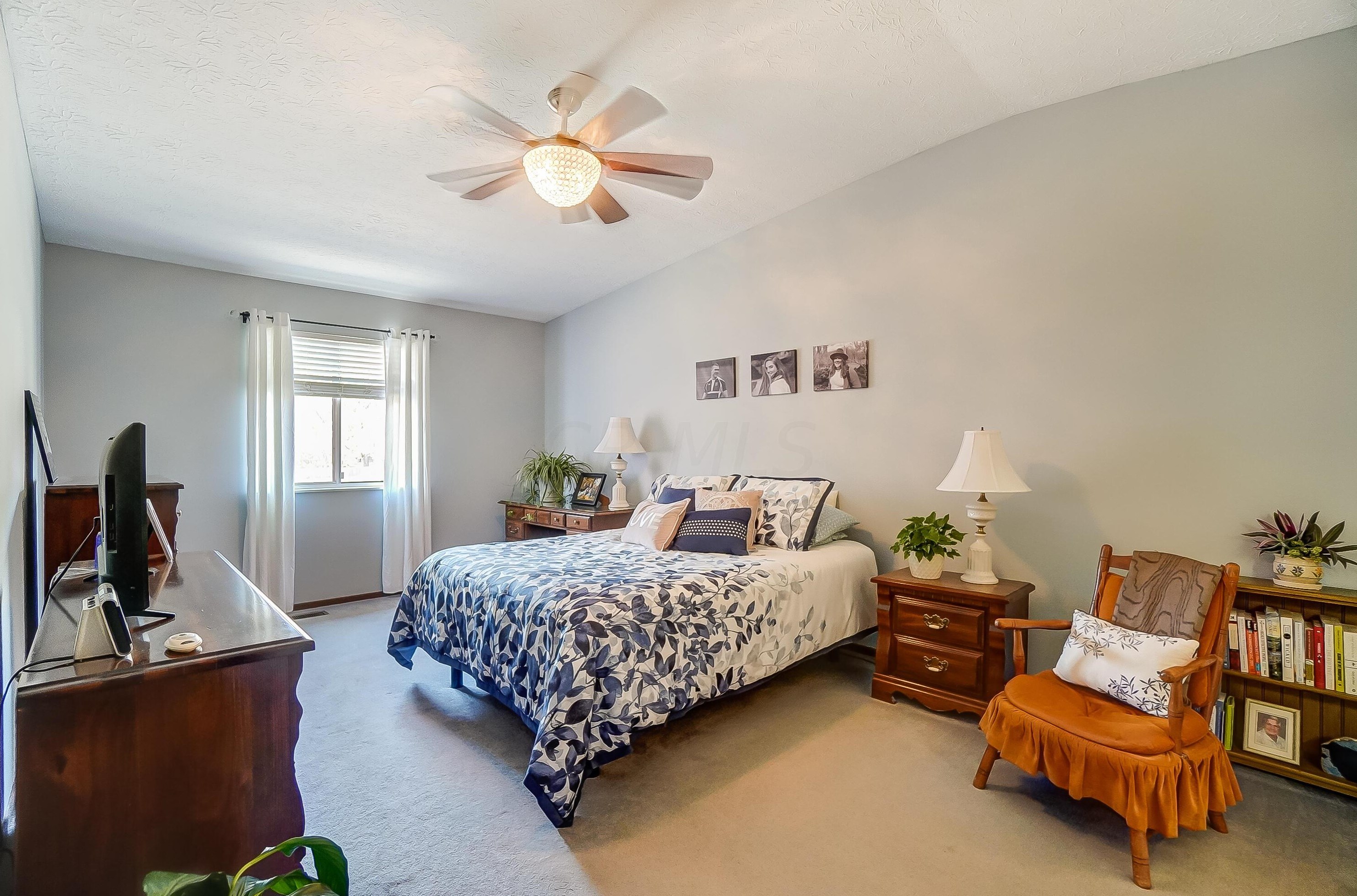 5152 Merry Oak Ct, Columbus OH 43230-1098 exterior