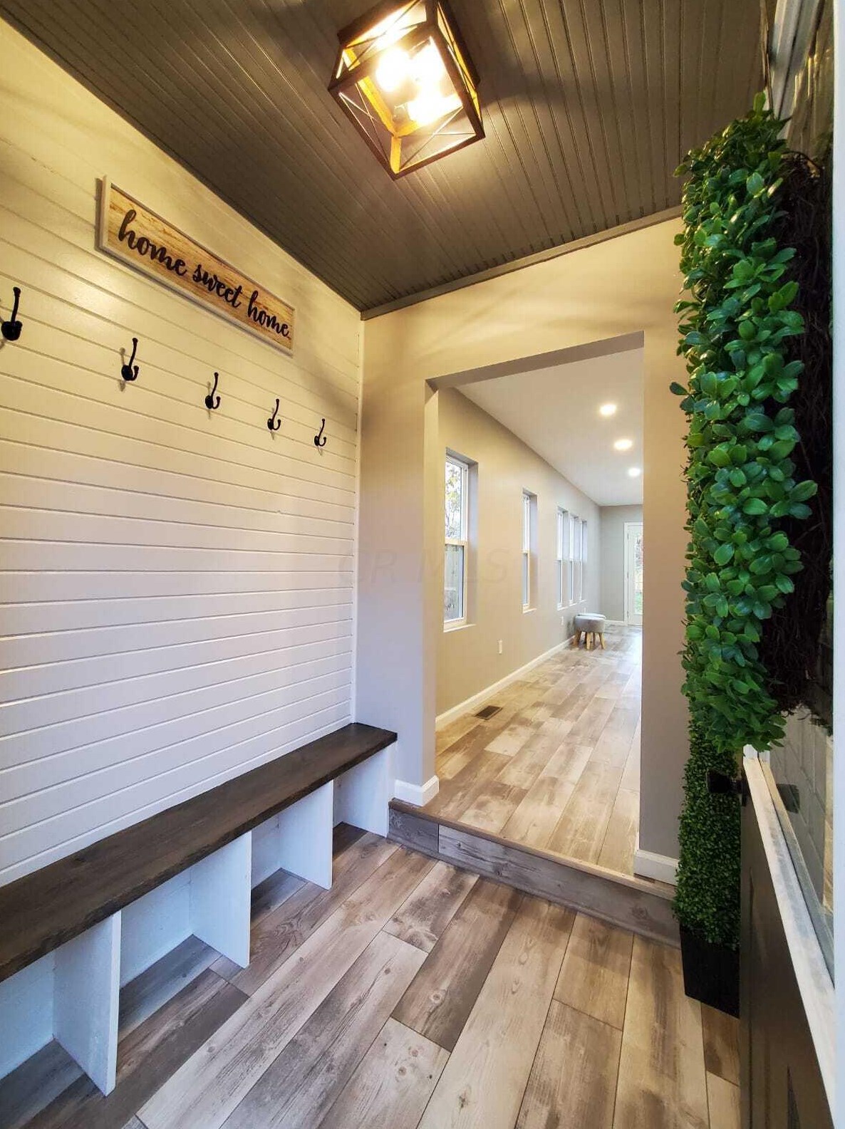 2765 Joyce Ave, Columbus OH  43211-3717 exterior