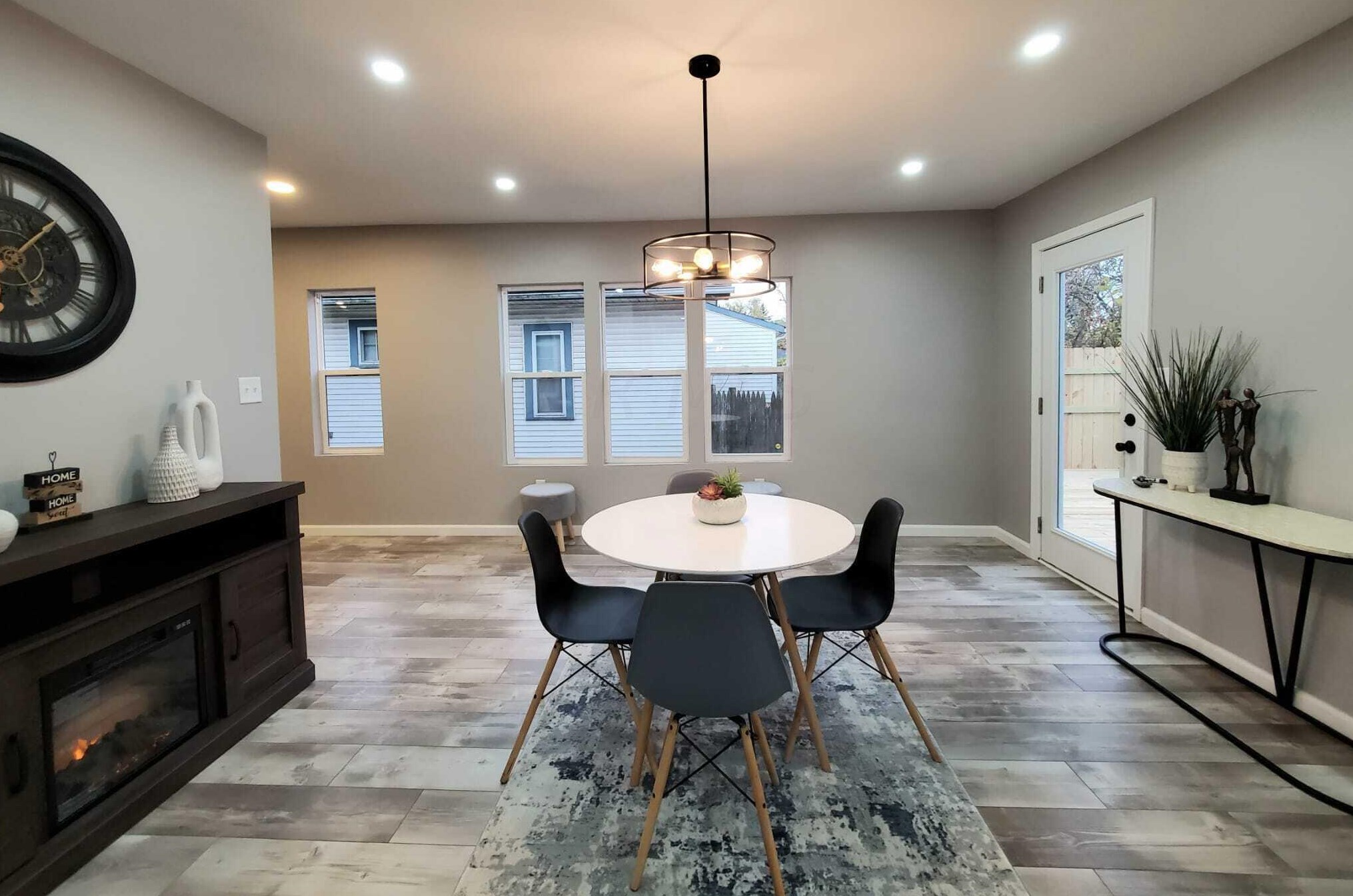 2765 Joyce Ave, Columbus OH  43211-3717 exterior