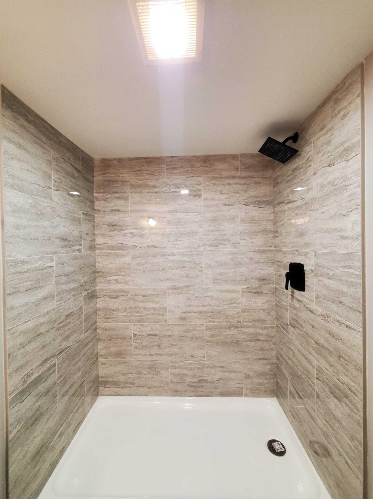 2765 Joyce Ave, Columbus OH  43211-3717 exterior