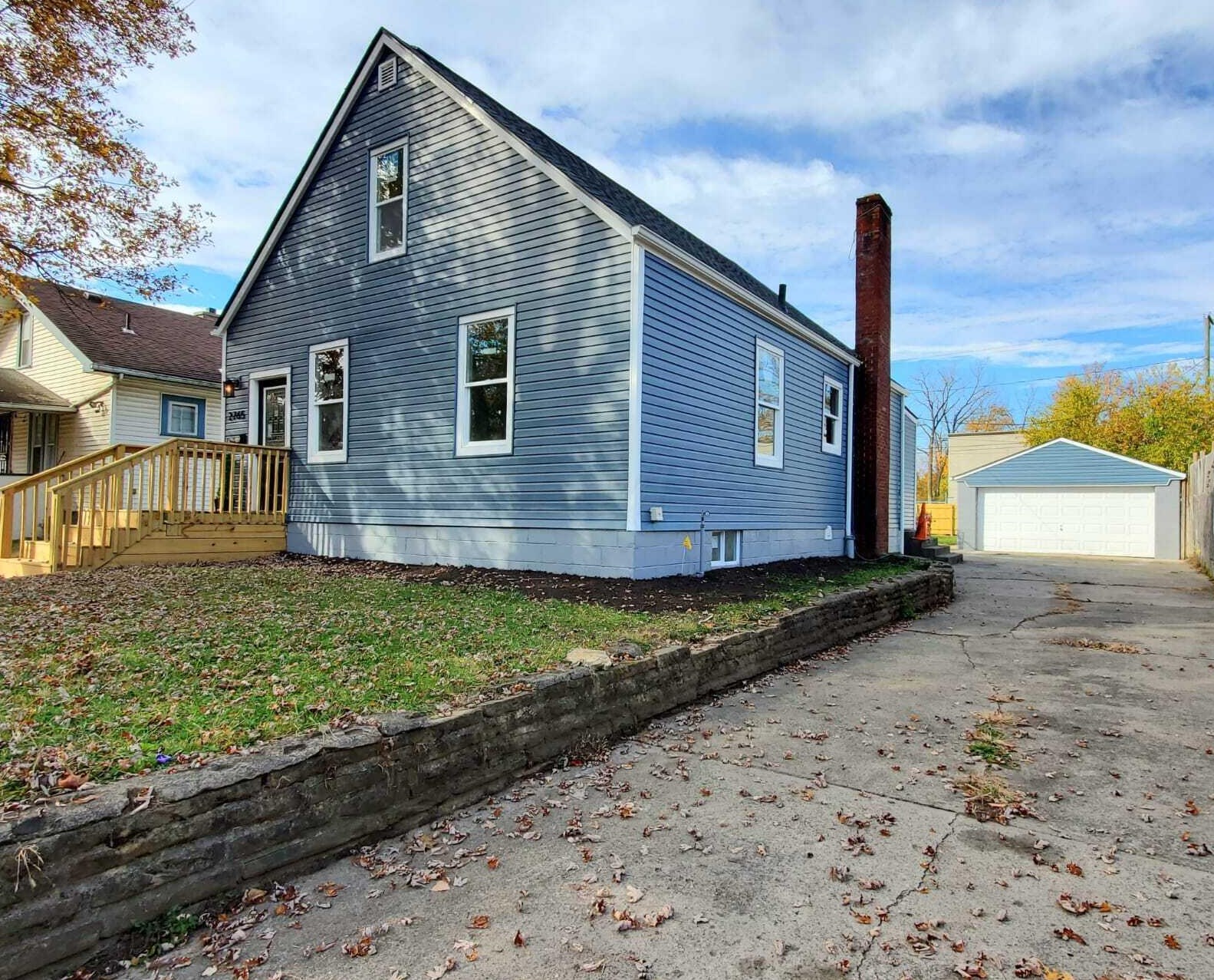 2765 Joyce Ave, Columbus OH  43211-3717 exterior