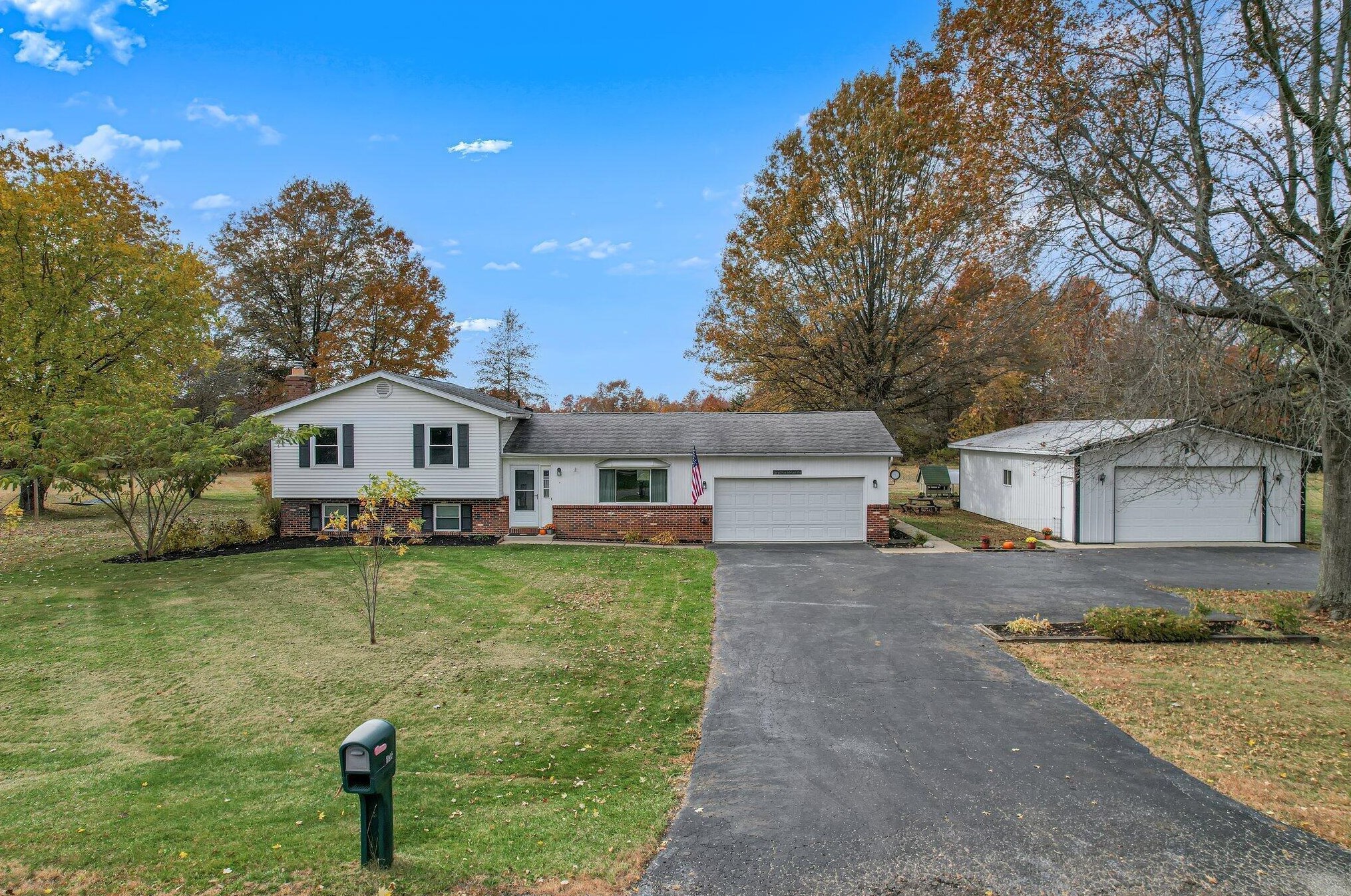 134 Daley Dr, Pataskala, OH 43062