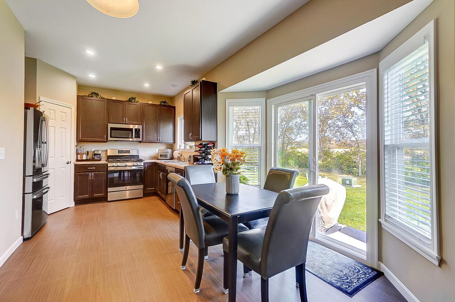 3712 Winding Path Dr, Cnl Wnchstr OH  43110 exterior