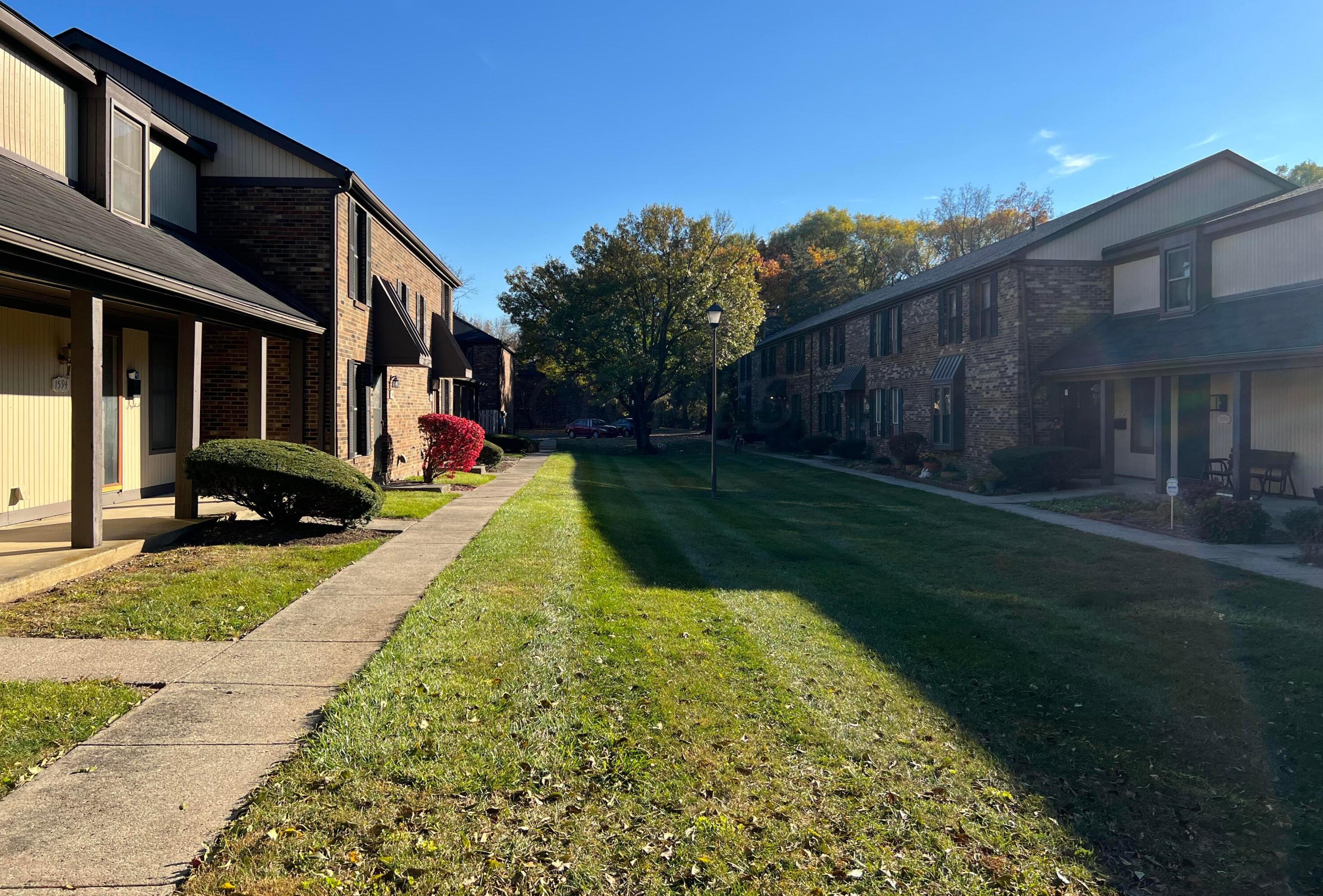 1590 Stephanie Ct, Columbus, OH 43232-1657