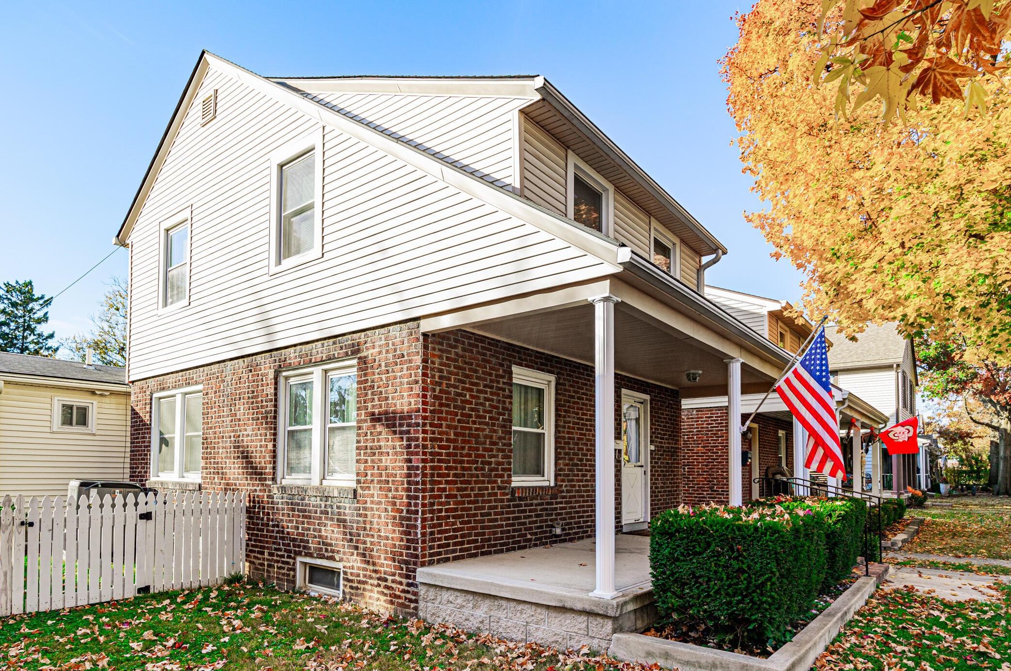 813 Gladden Rd, Columbus OH 43212-3812 exterior