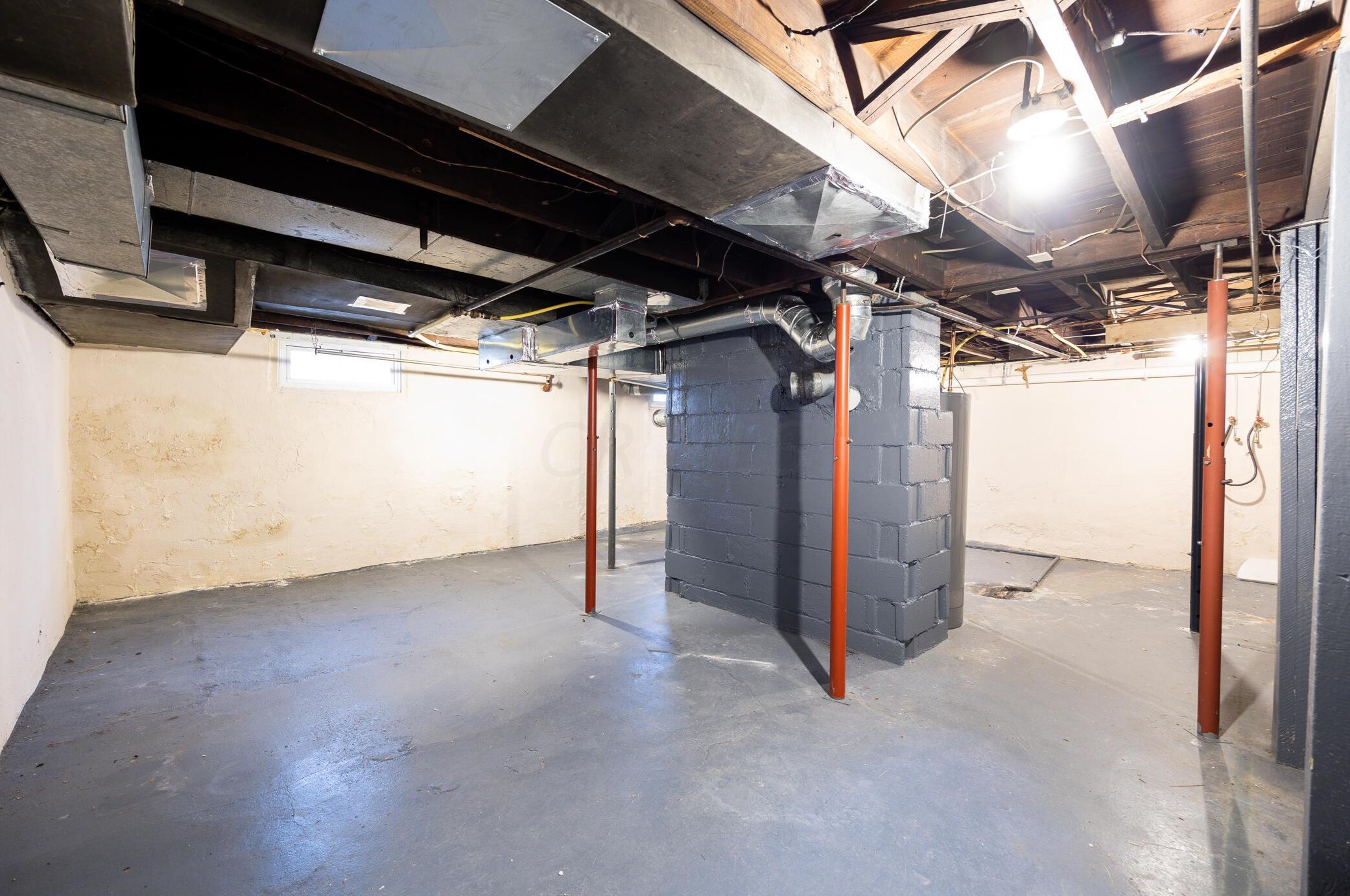 813 Gladden Rd, Columbus OH 43212-3812 exterior