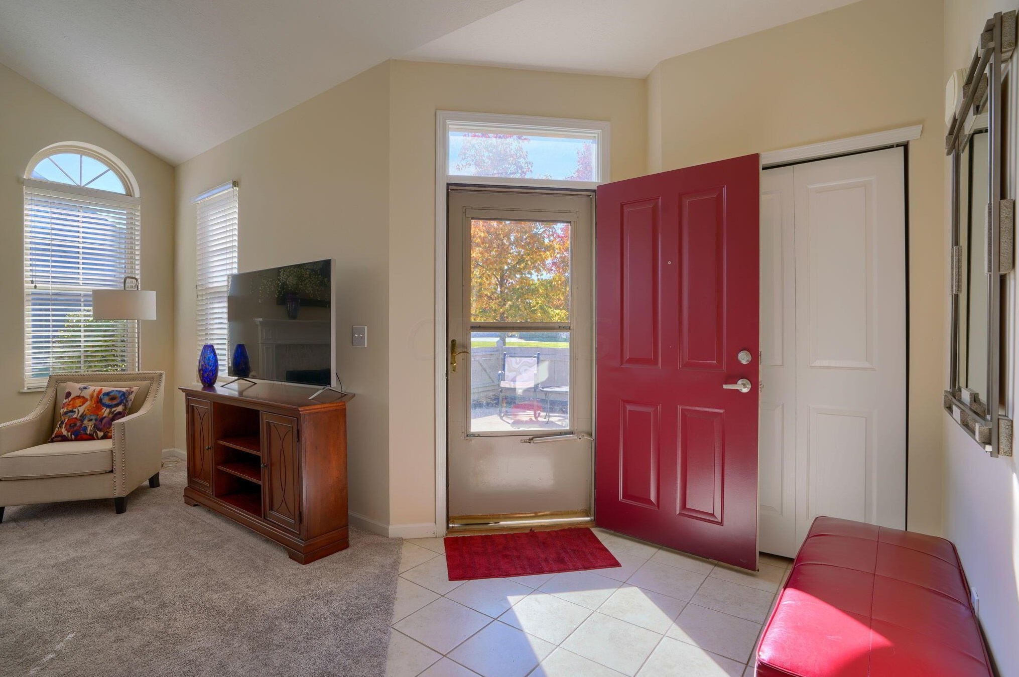 328 Waterside Dr, Delaware, OH 43015-6016