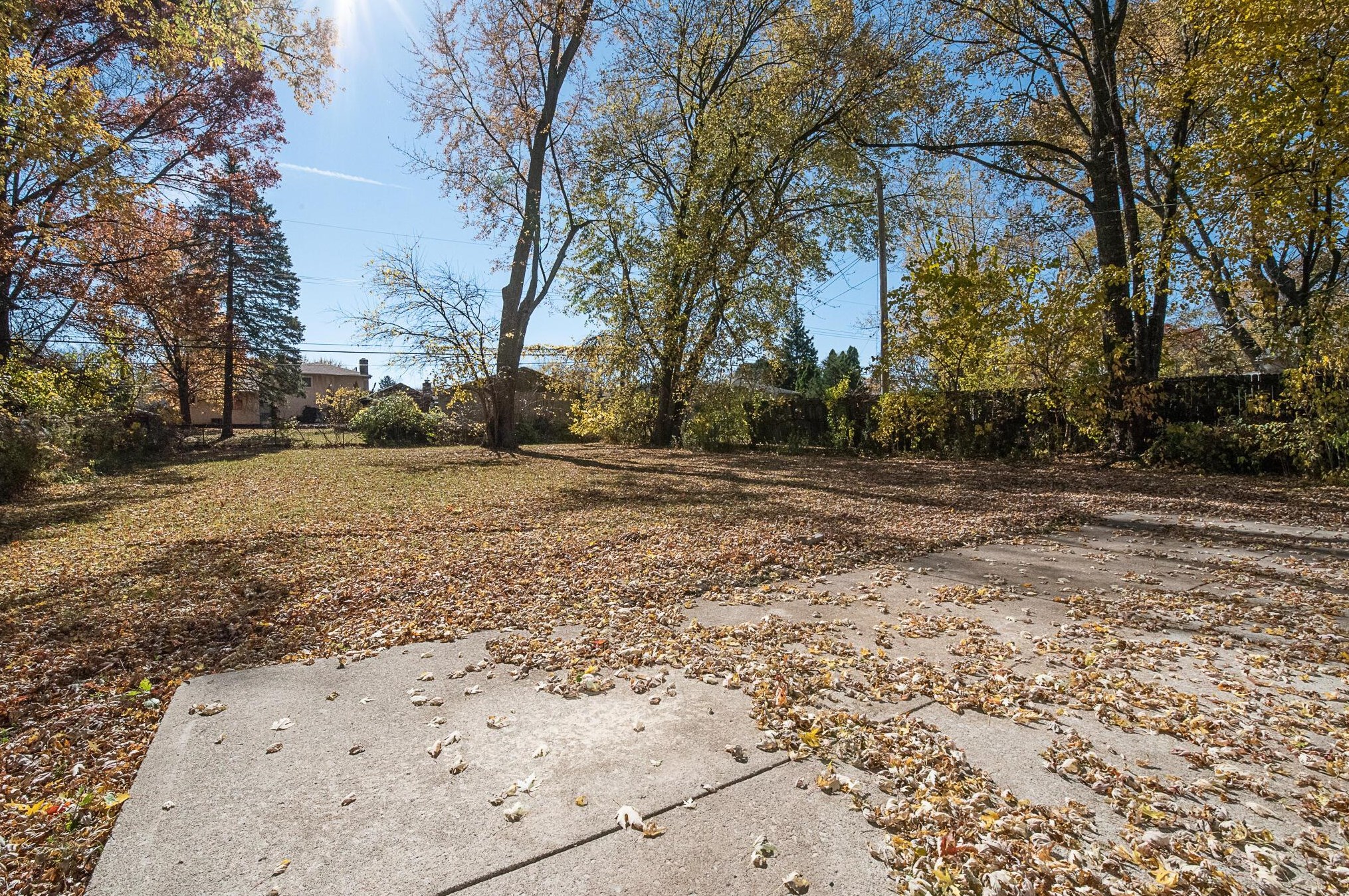 1909 Case Rd, Columbus OH  43235-7524 exterior