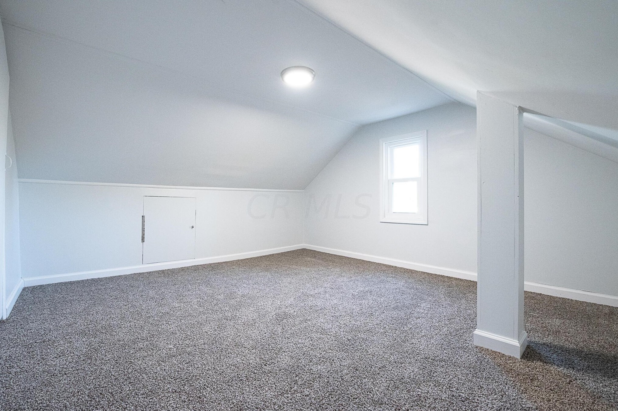 1909 Case Rd, Columbus OH  43235-7524 exterior