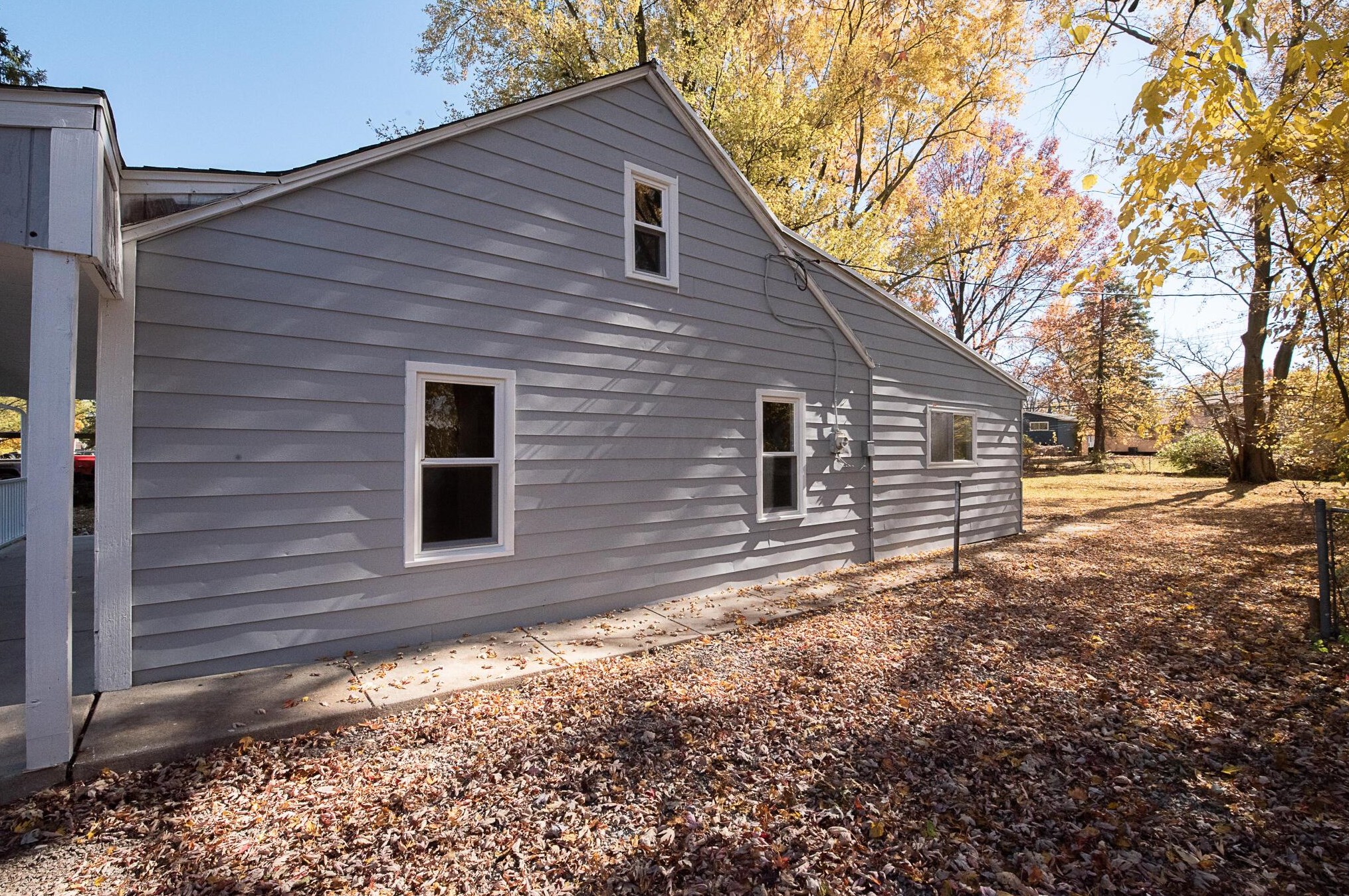 1909 Case Rd, Columbus OH  43235-7524 exterior