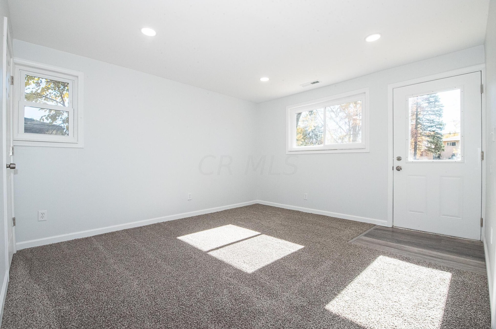 1909 Case Rd, Columbus OH  43235-7524 exterior