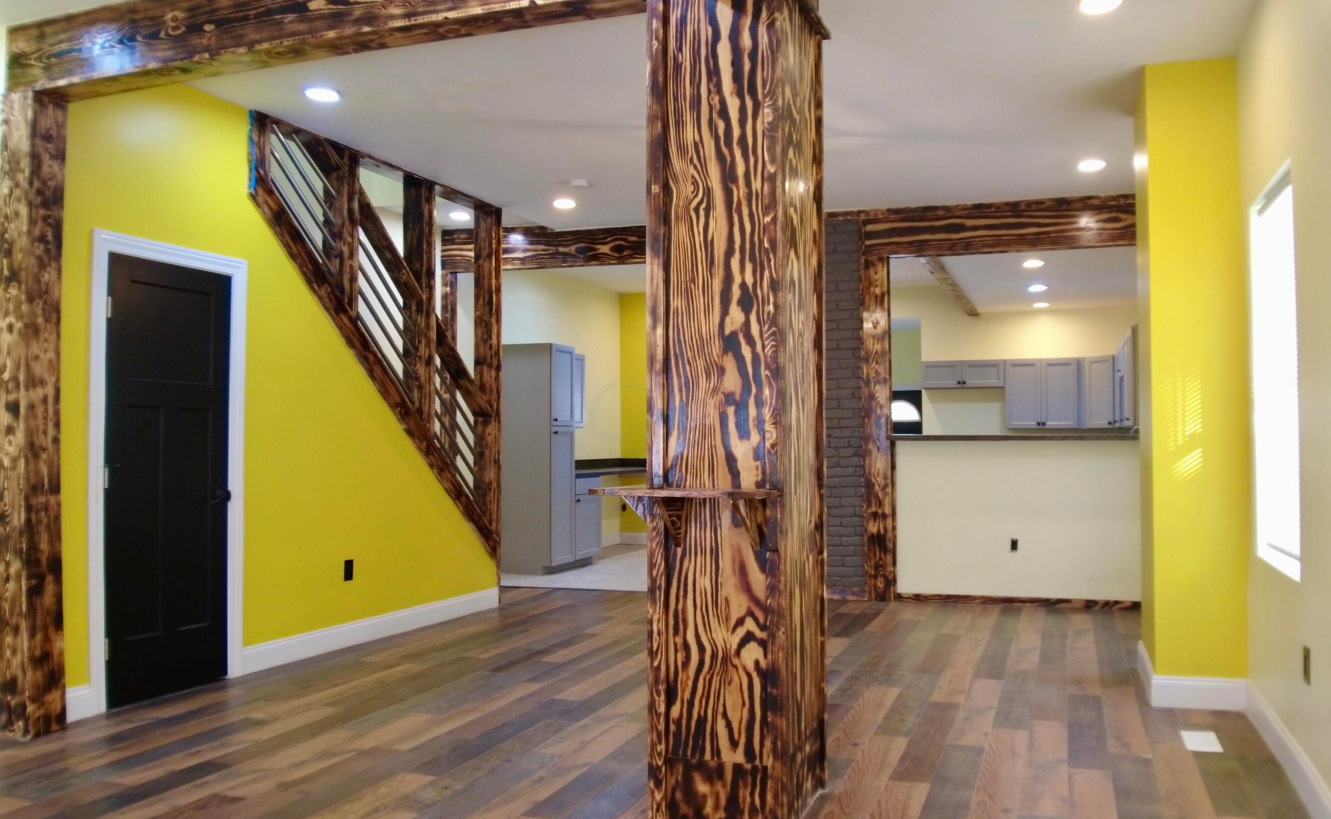 279 Dakota Ave, Columbus OH  43223-1527 exterior