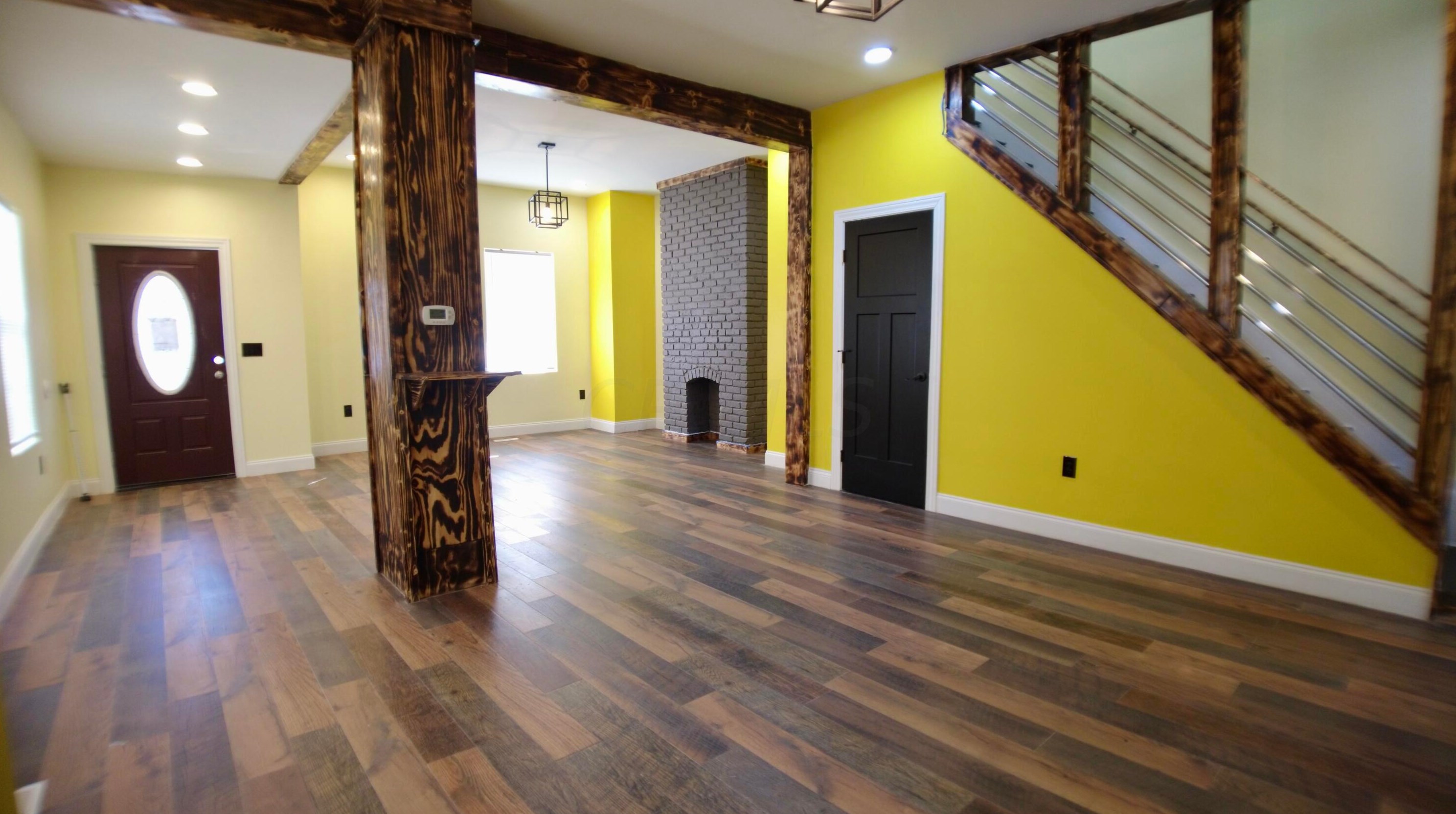 279 Dakota Ave, Columbus OH  43223-1527 exterior