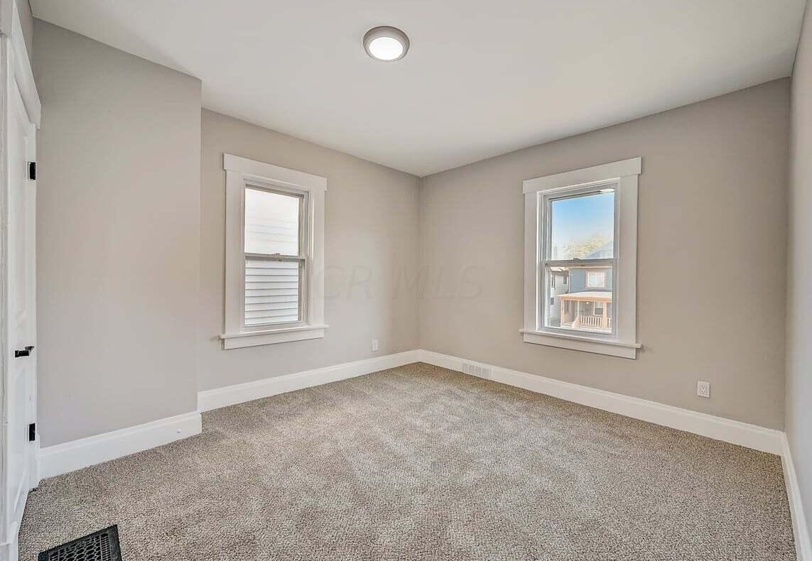 53 Richardson Ave, Columbus OH  43204-3240 exterior