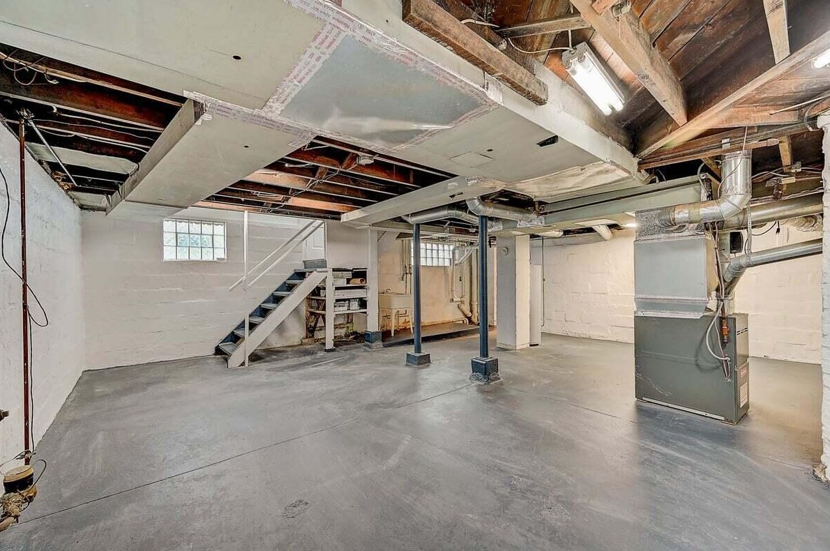 53 Richardson Ave, Columbus OH  43204-3240 exterior