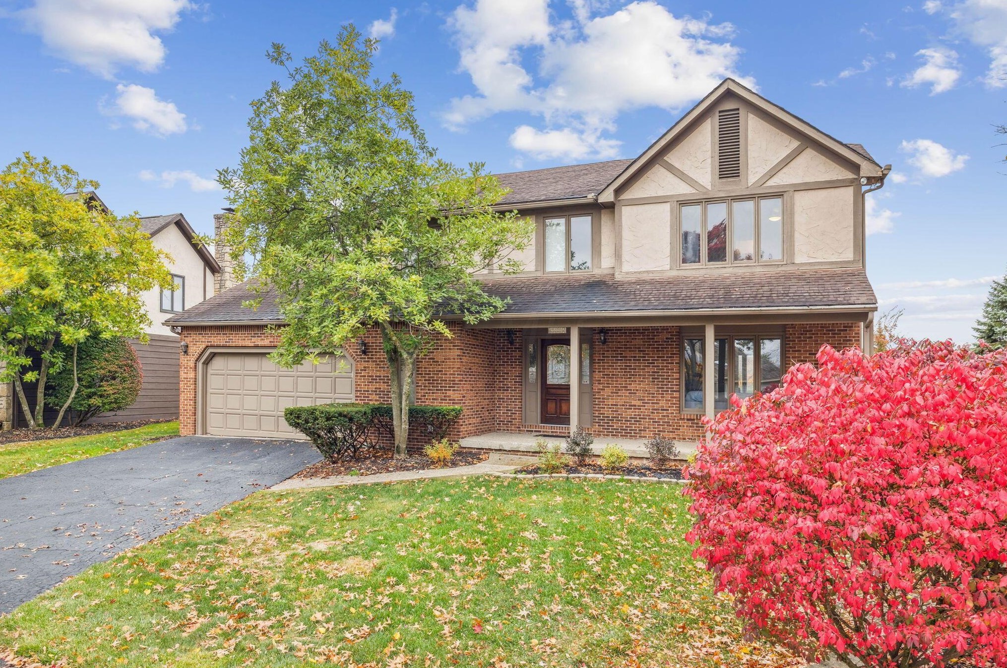 6039 Glenfinnan Ct, Dublin, OH 43017-9760