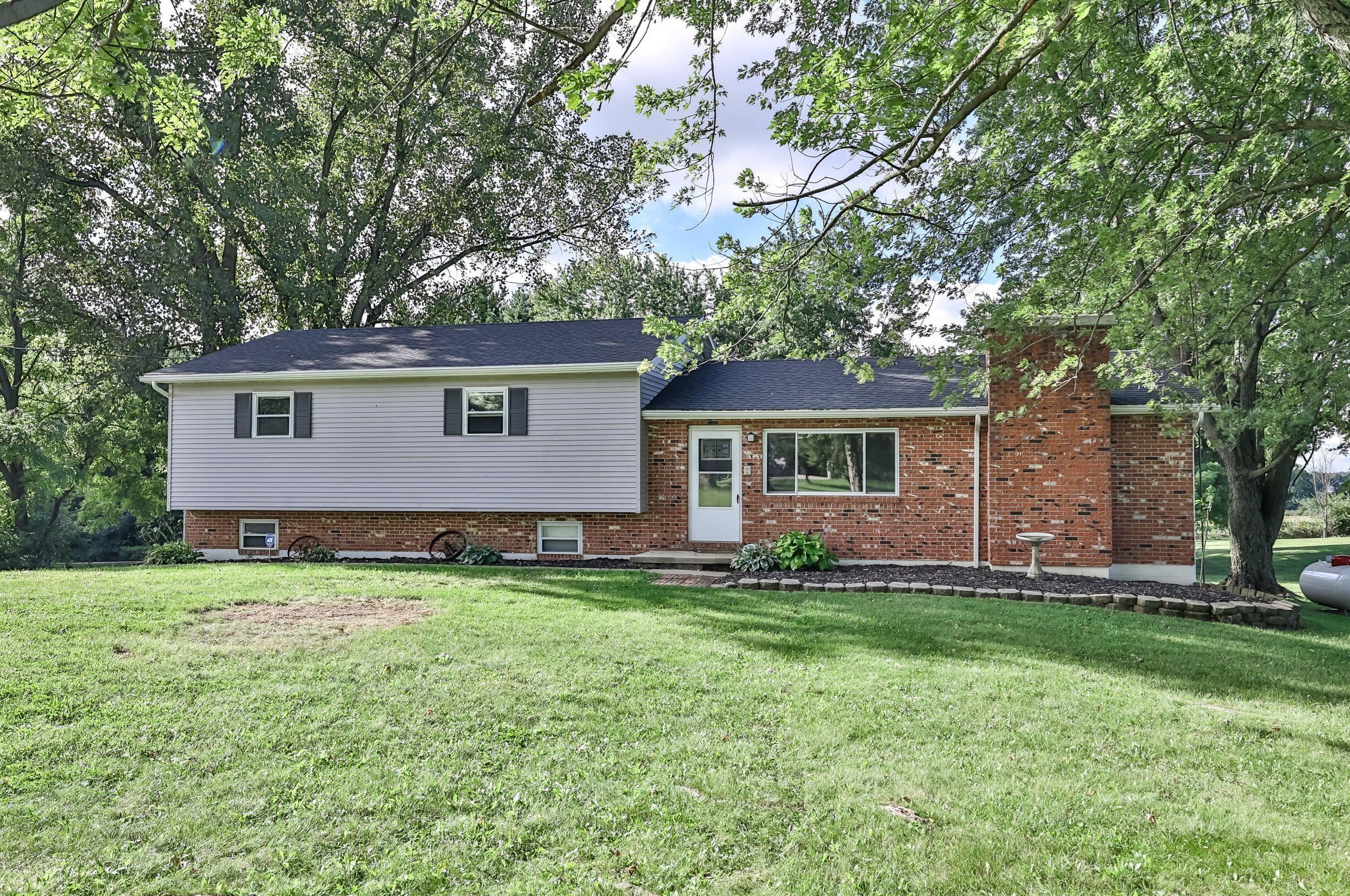 9821 Jones Rd, South Vienna, OH 45369