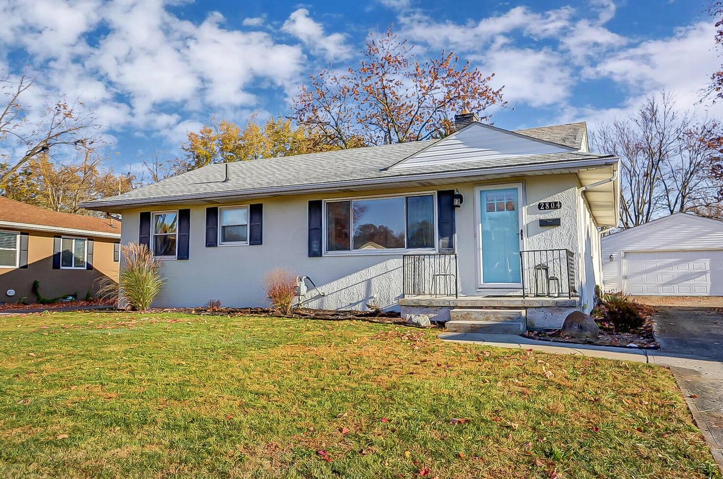 2804 Homecomer Dr, Darbydale, OH 43123-2845