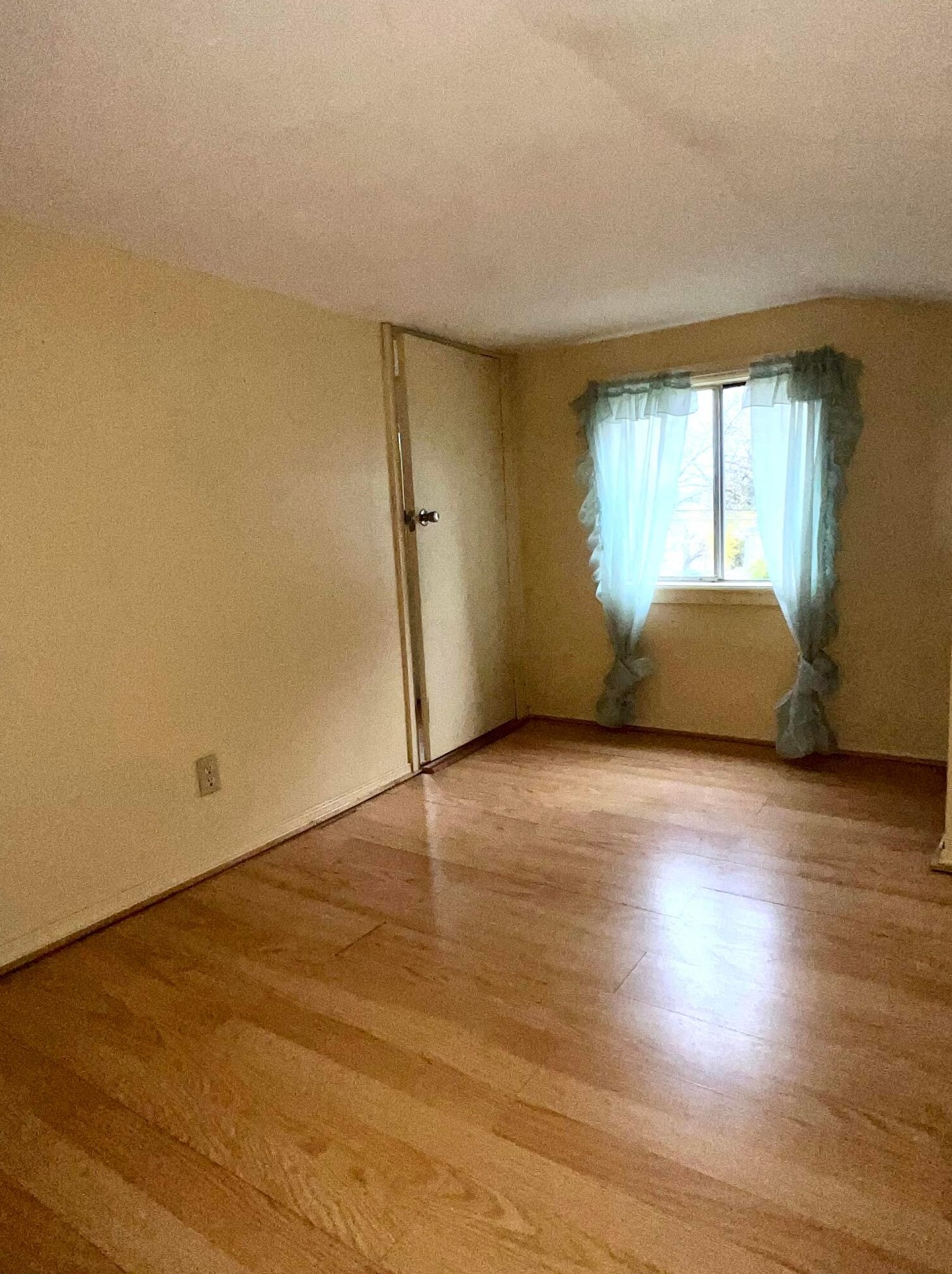 590 Koebel Ave, Columbus OH 43207-3153 exterior