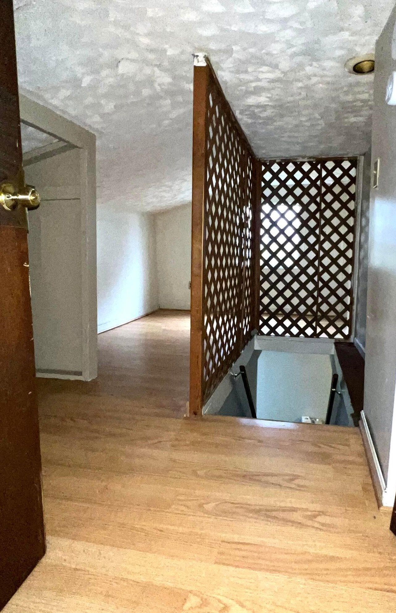 590 Koebel Ave, Columbus OH 43207-3153 exterior