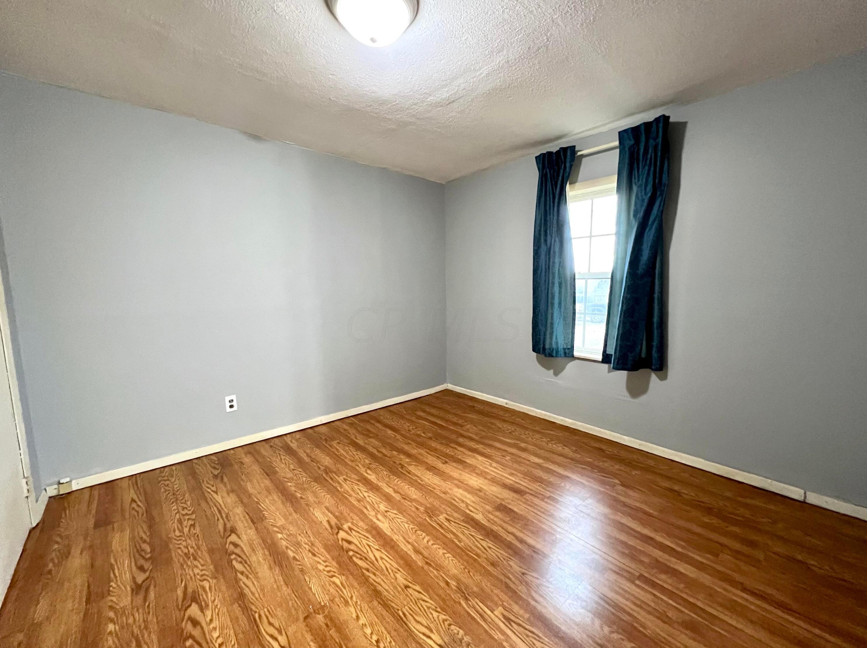 590 Koebel Ave, Columbus OH 43207-3153 exterior