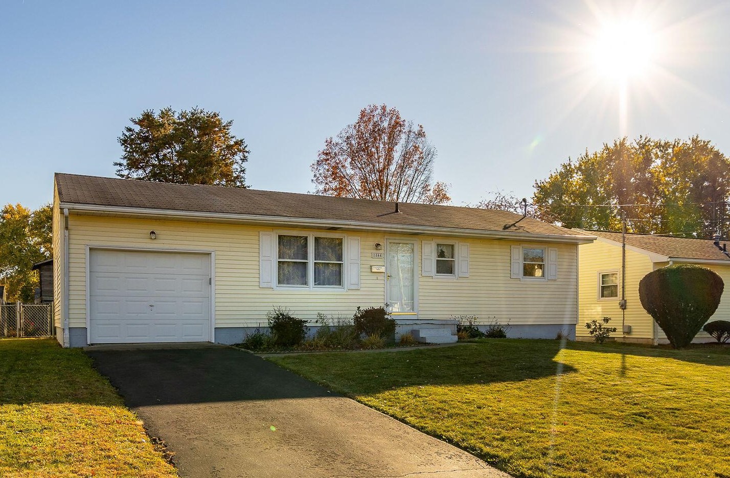 1844 Zimmer St, Lancaster, OH 43130-2157