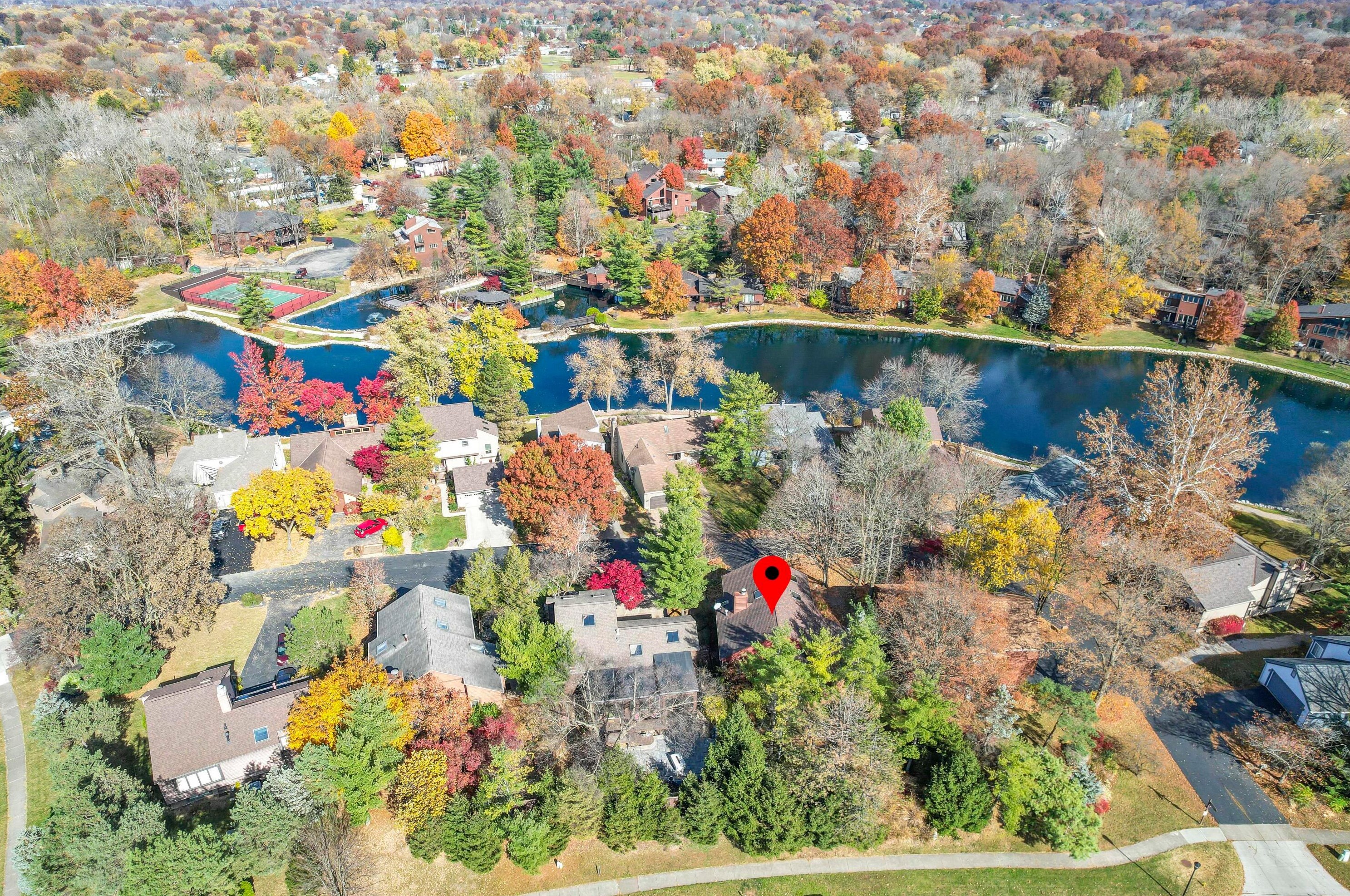 331 Lakeside Dr, Westerville OH  43081-3043 exterior