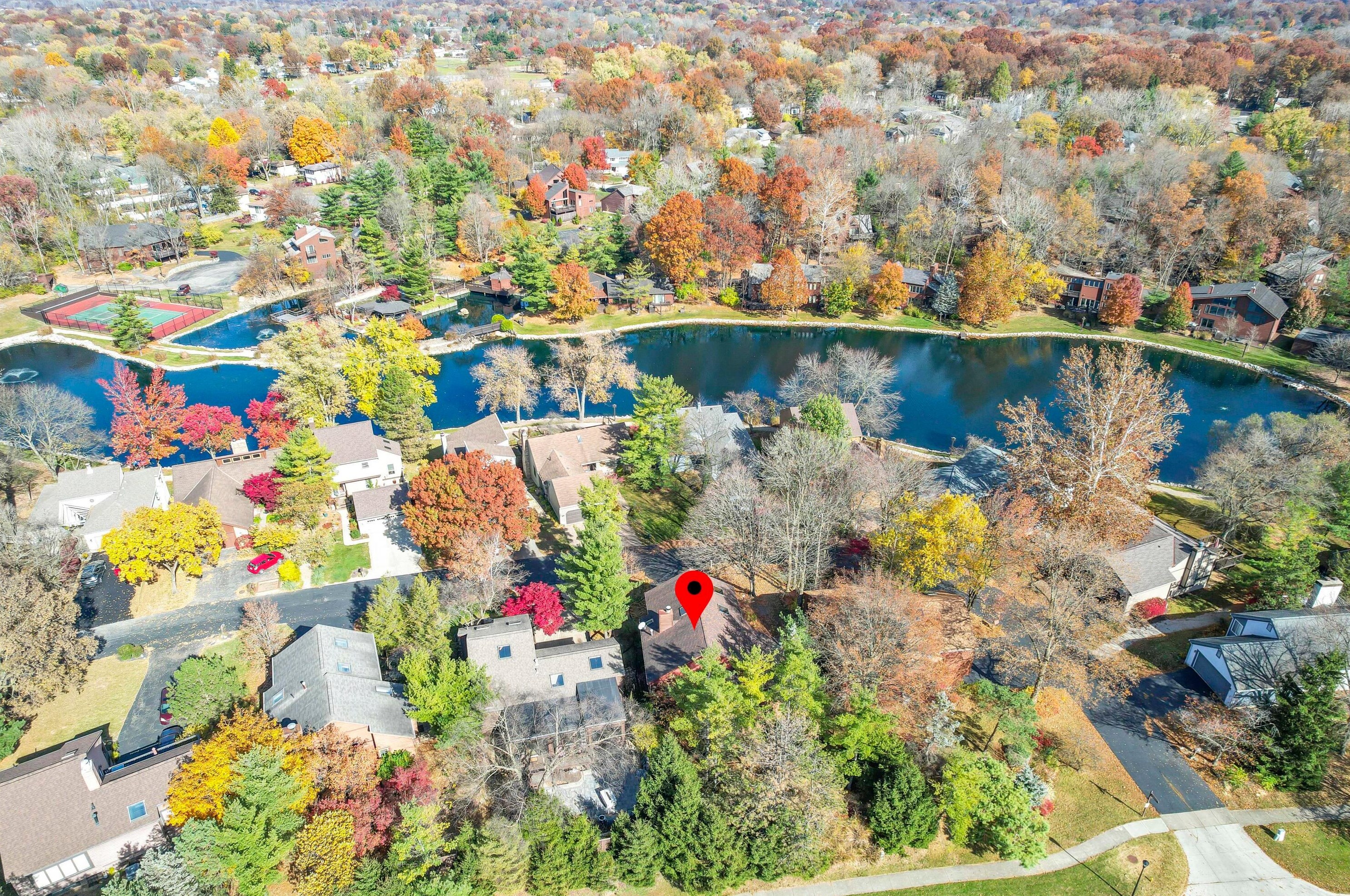 331 Lakeside Dr, Westerville OH  43081-3043 exterior